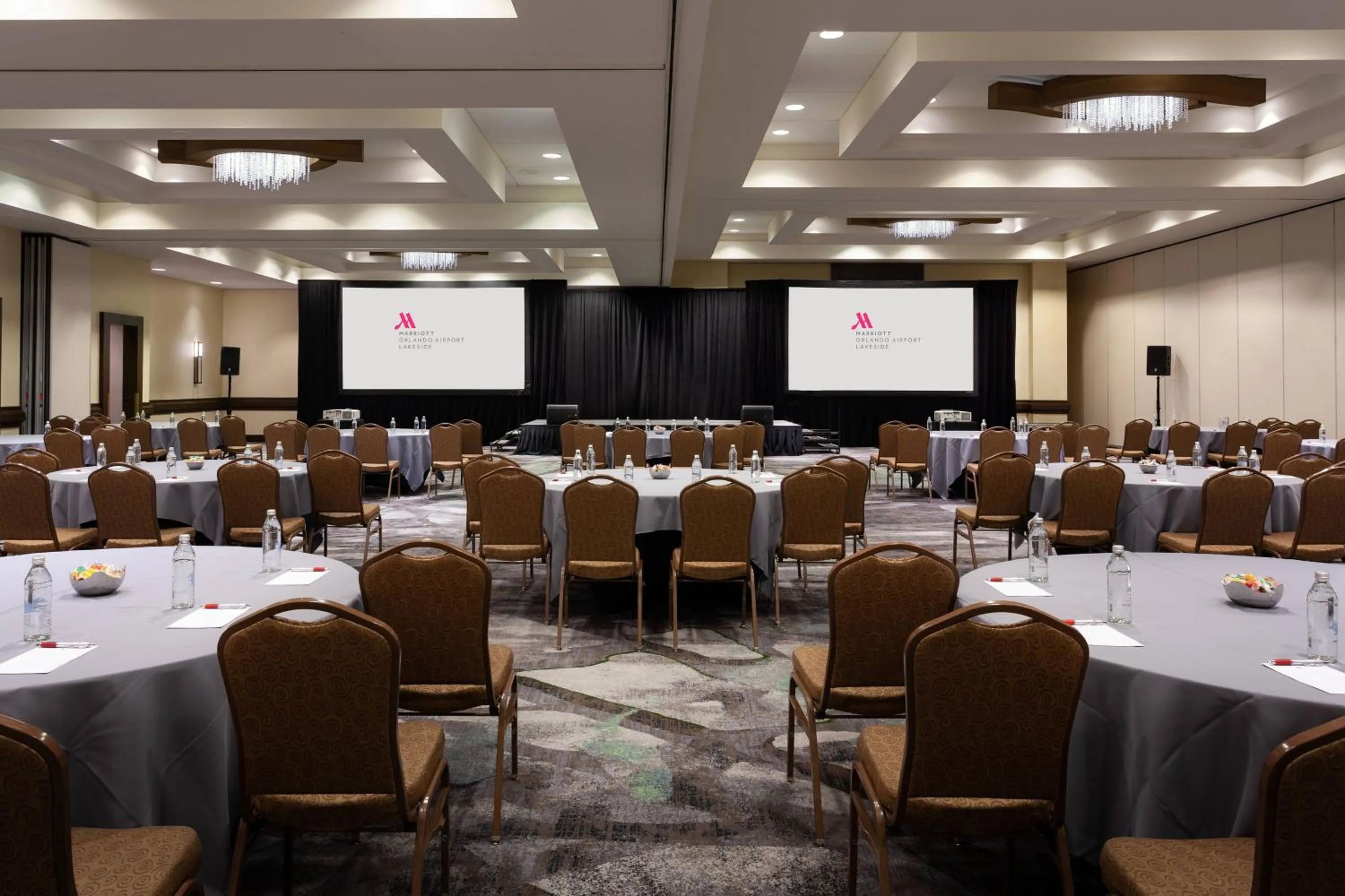 Lobby or reception in Marriott Orlando Airport Lakeside