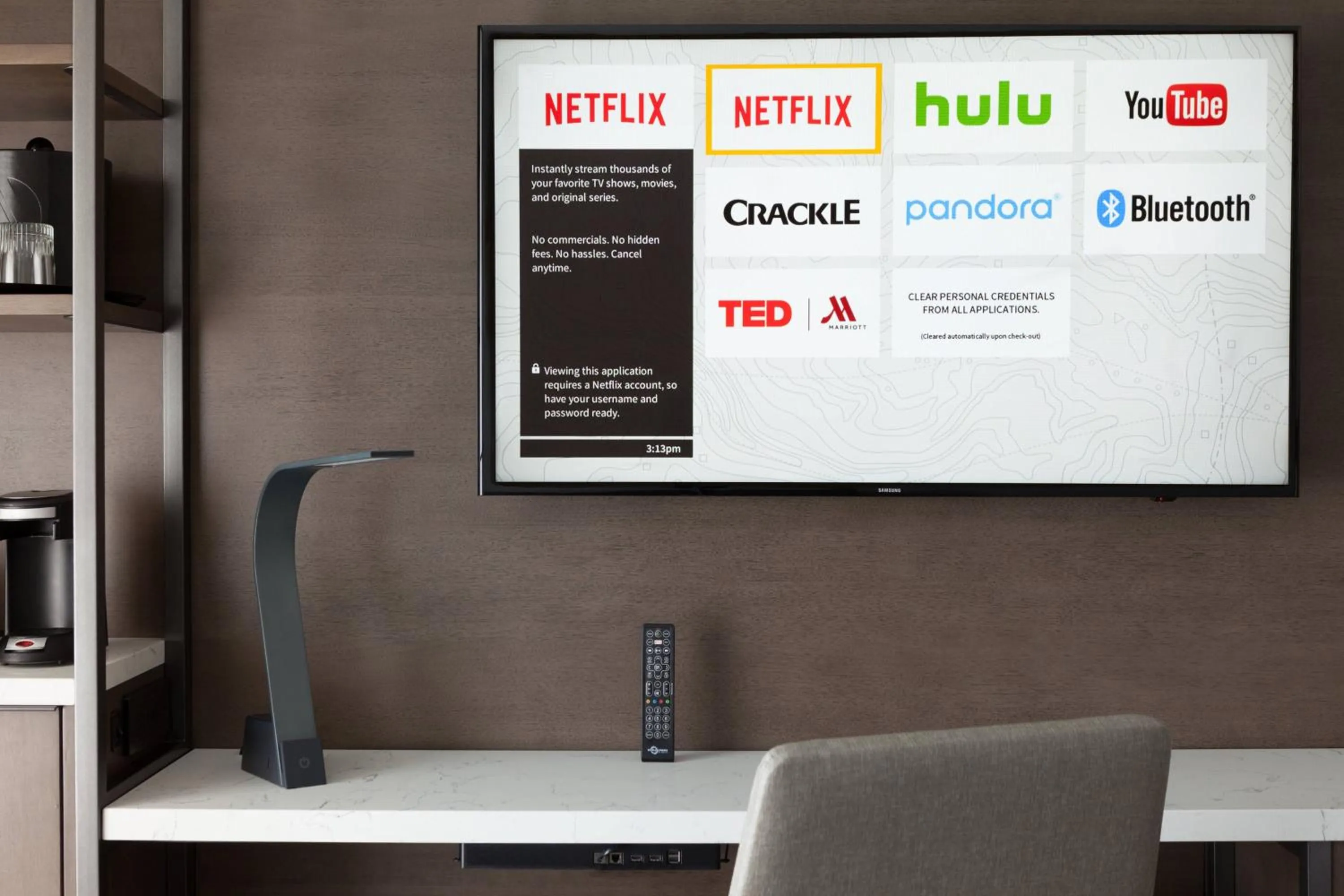 Photo of the whole room in Marriott Orlando Airport Lakeside