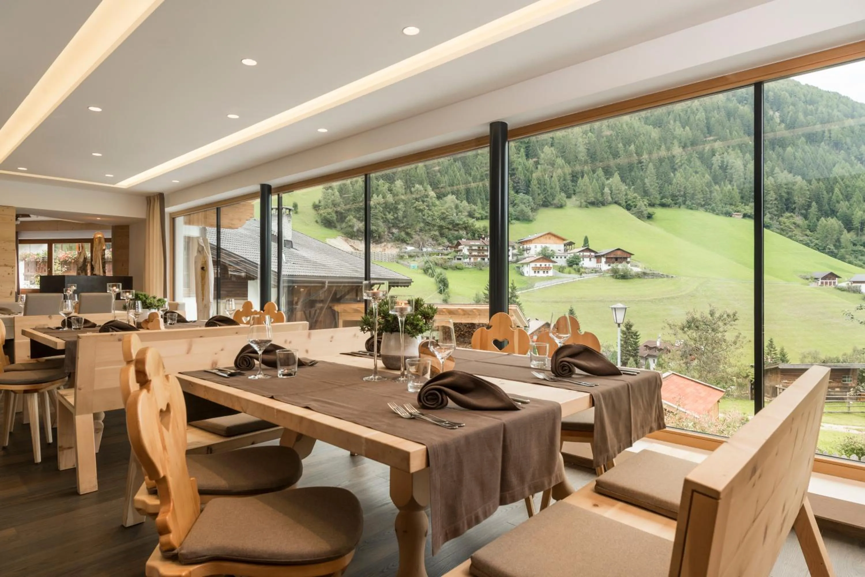 Restaurant/places to eat in Hotel Jaufentalerhof