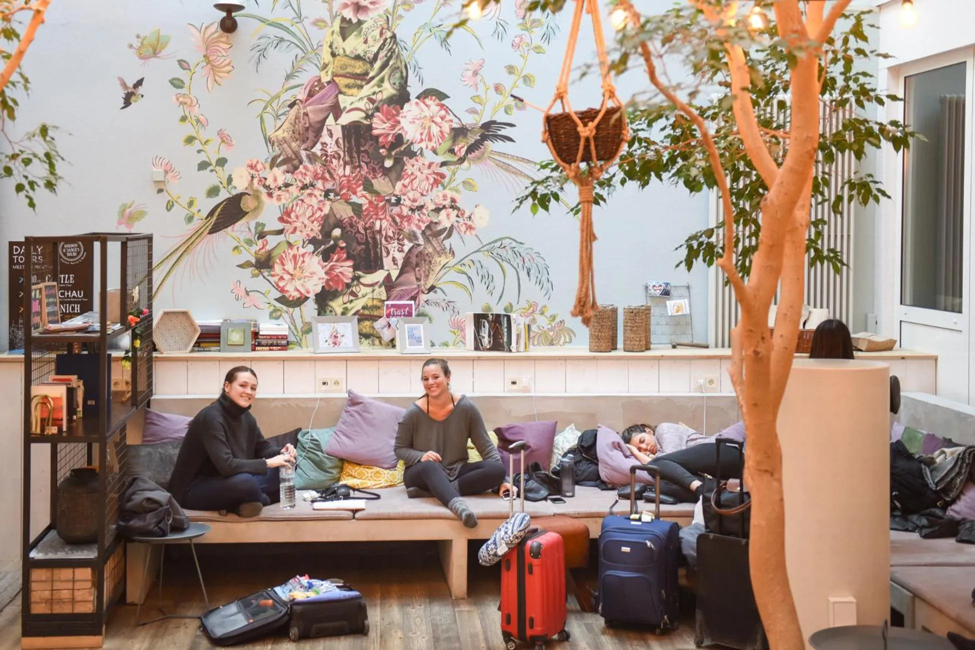 Property building in Wombat's City Hostel Munich Hauptbahnhof