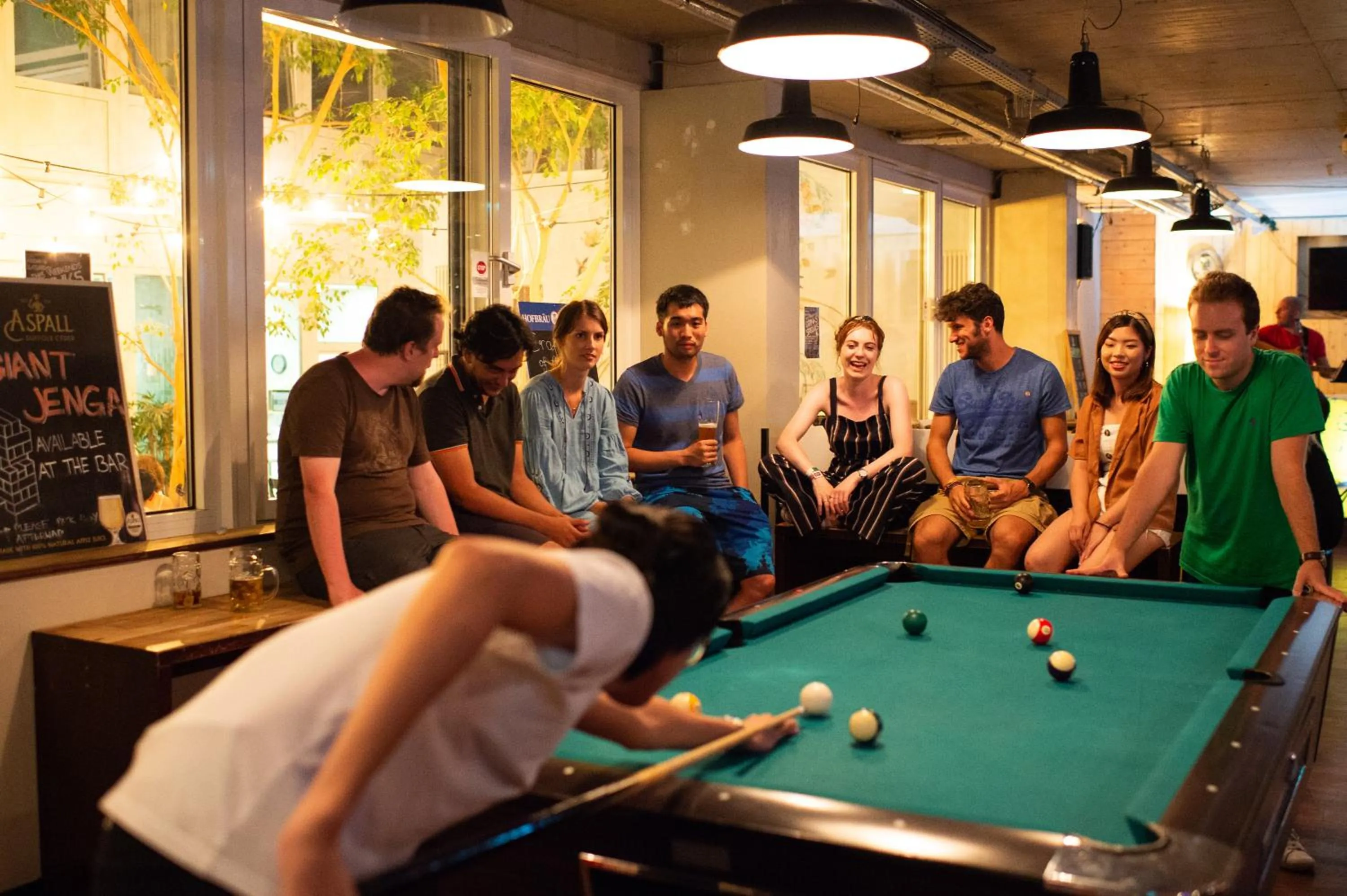 People in Wombat's City Hostel Munich Hauptbahnhof