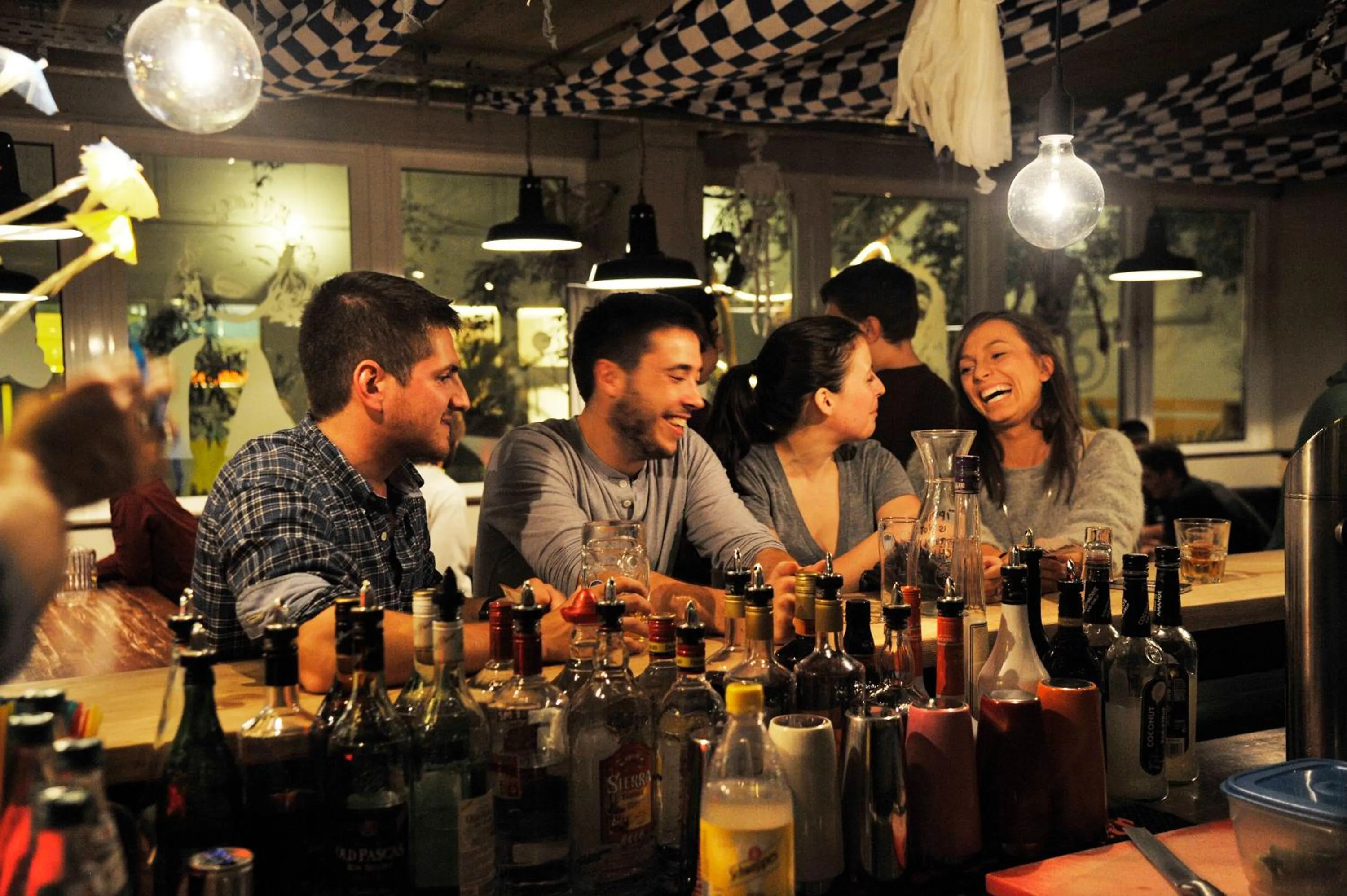 People in Wombat's City Hostel Munich Hauptbahnhof