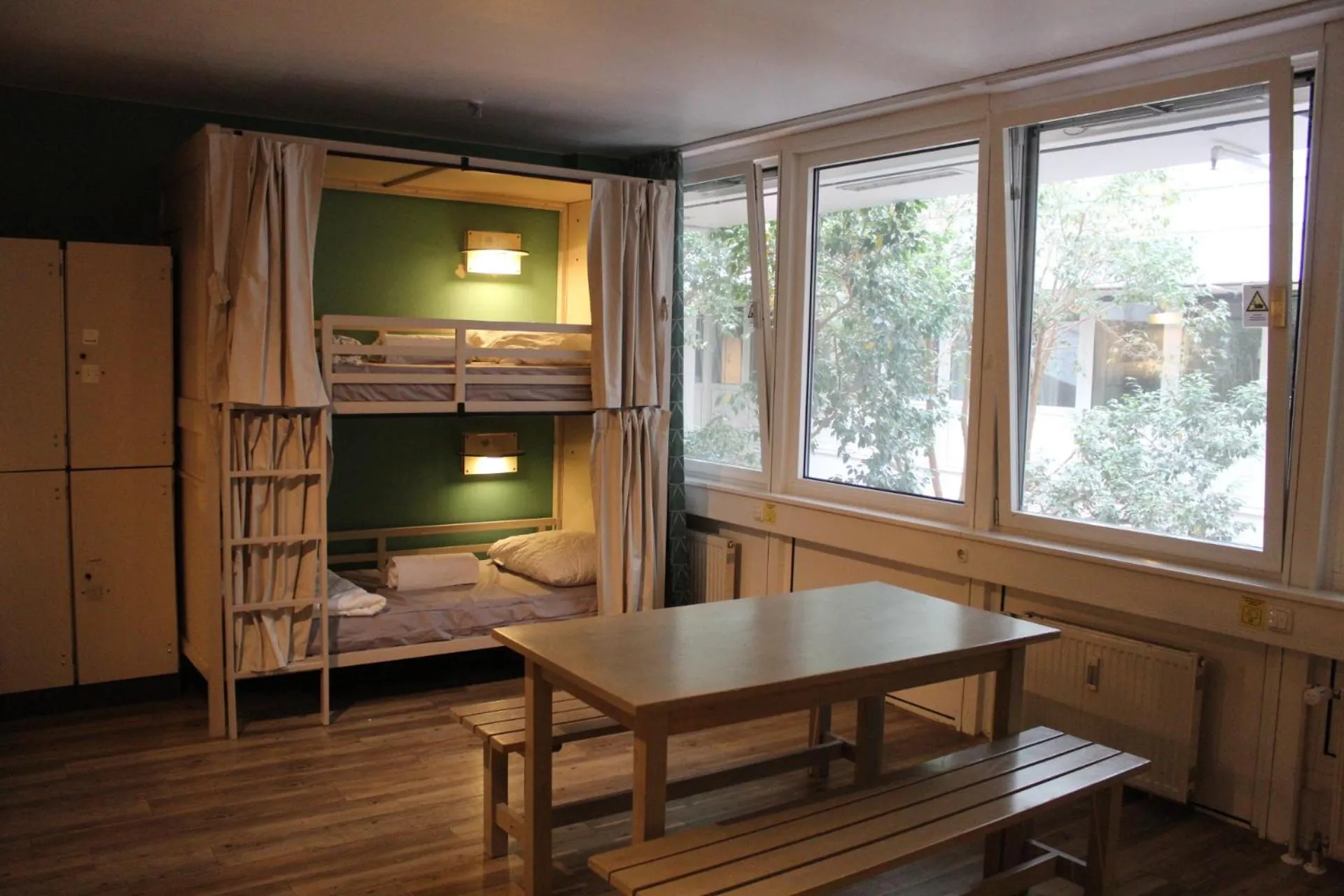 Bed in Wombat's City Hostel Munich Hauptbahnhof