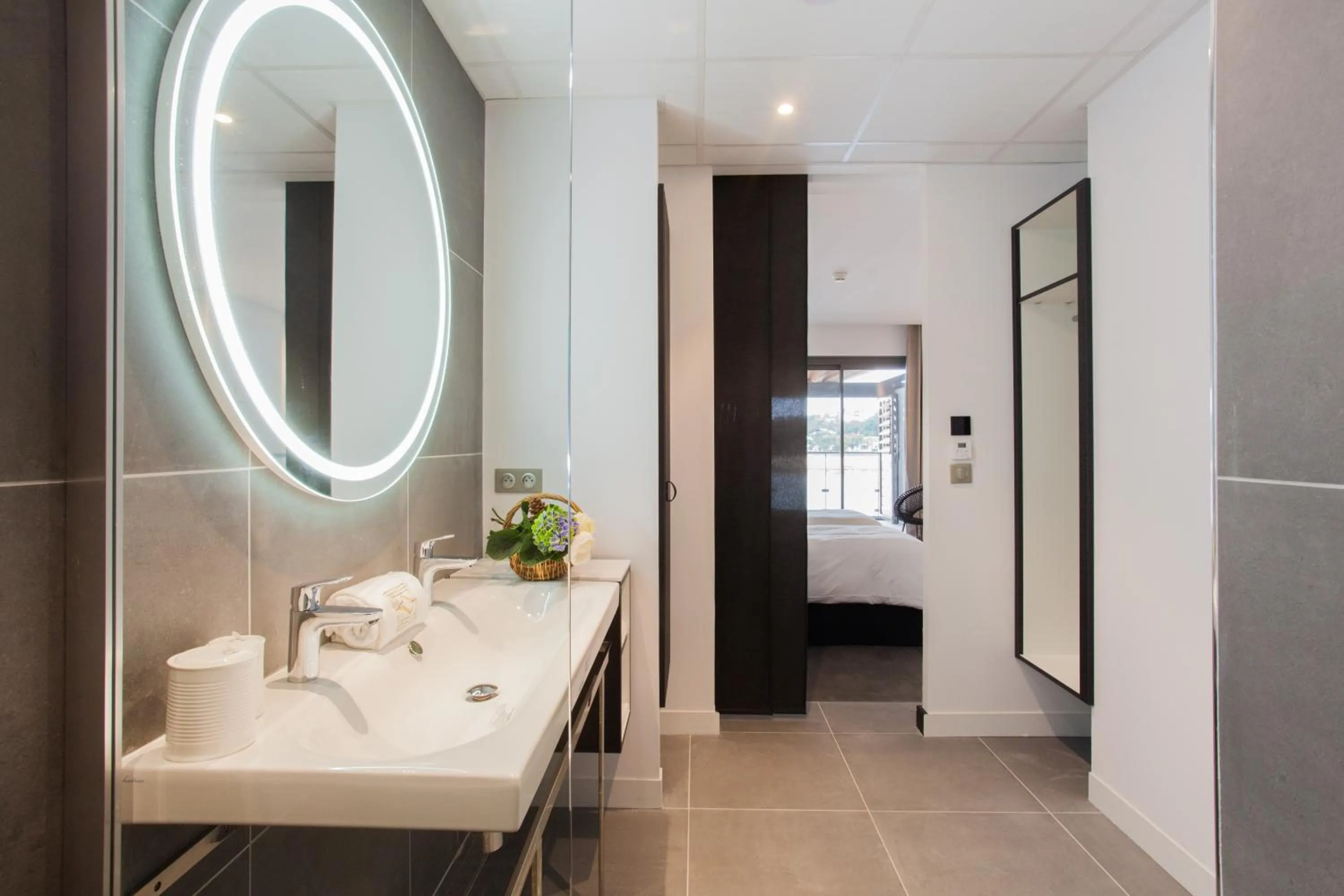 Bathroom in Hôtel & Spa Villa Seren