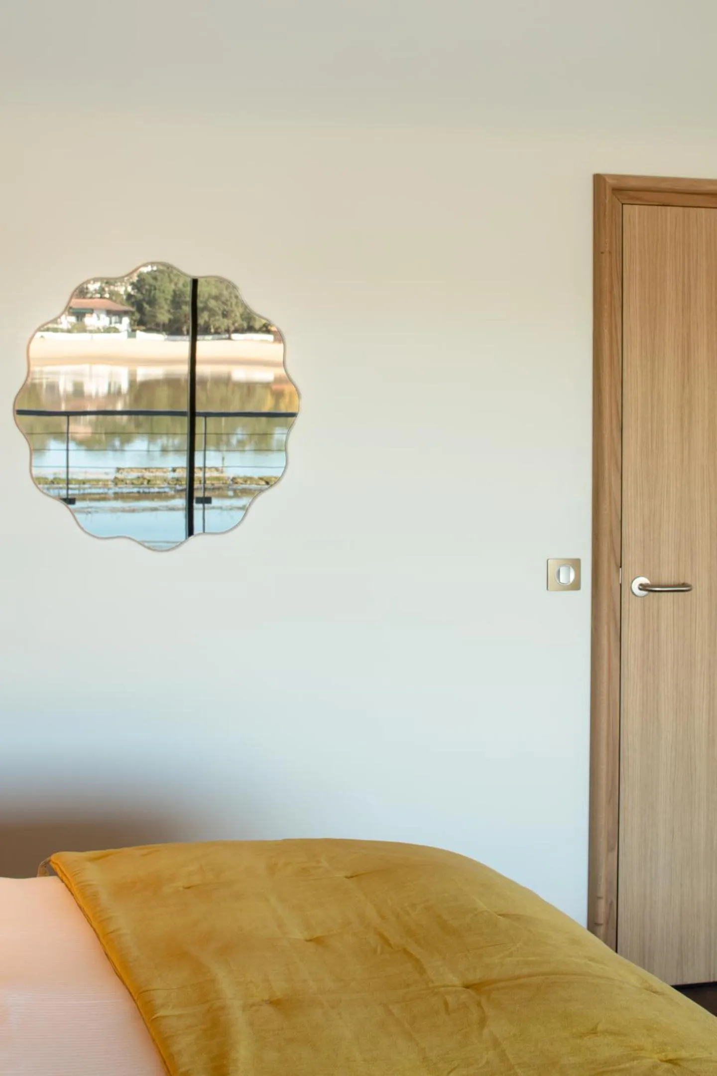 Decorative detail, Bed in Hôtel & Spa Villa Seren