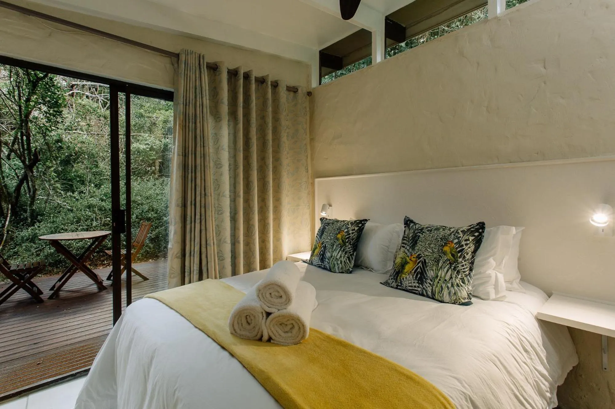 Bed in L'auberge Country Hideaway