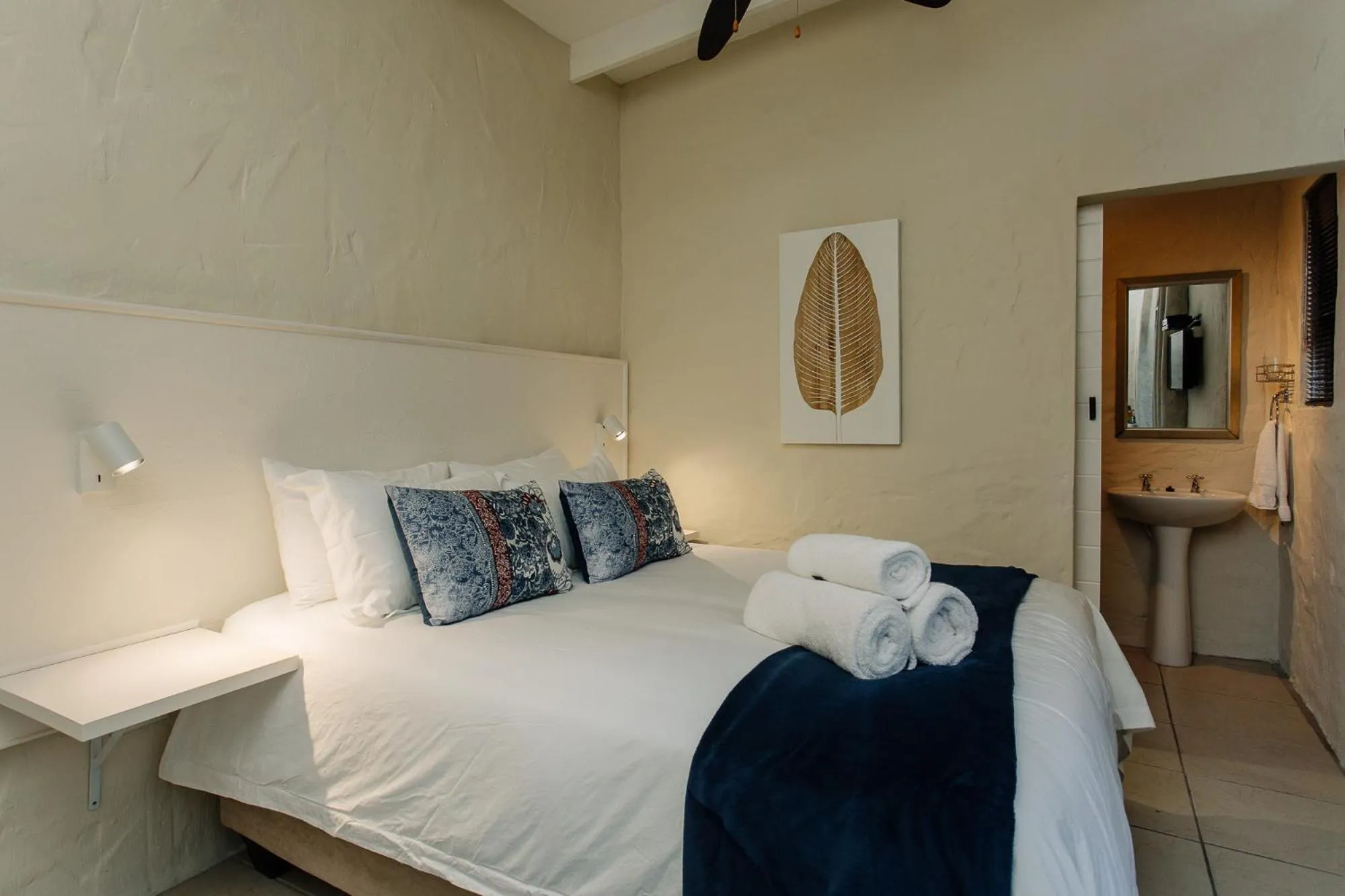 Bed in L'auberge Country Hideaway