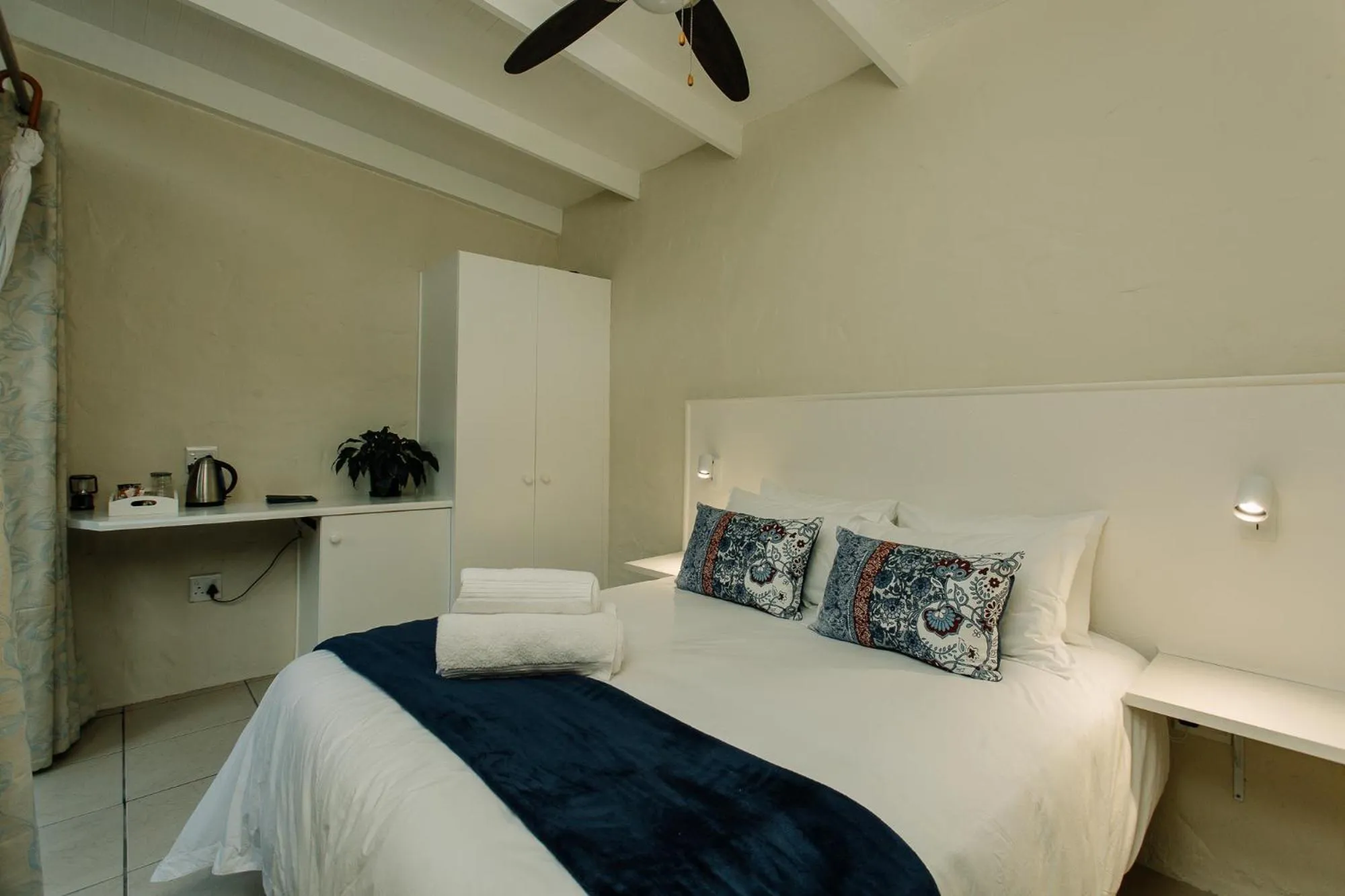 Bed in L'auberge Country Hideaway