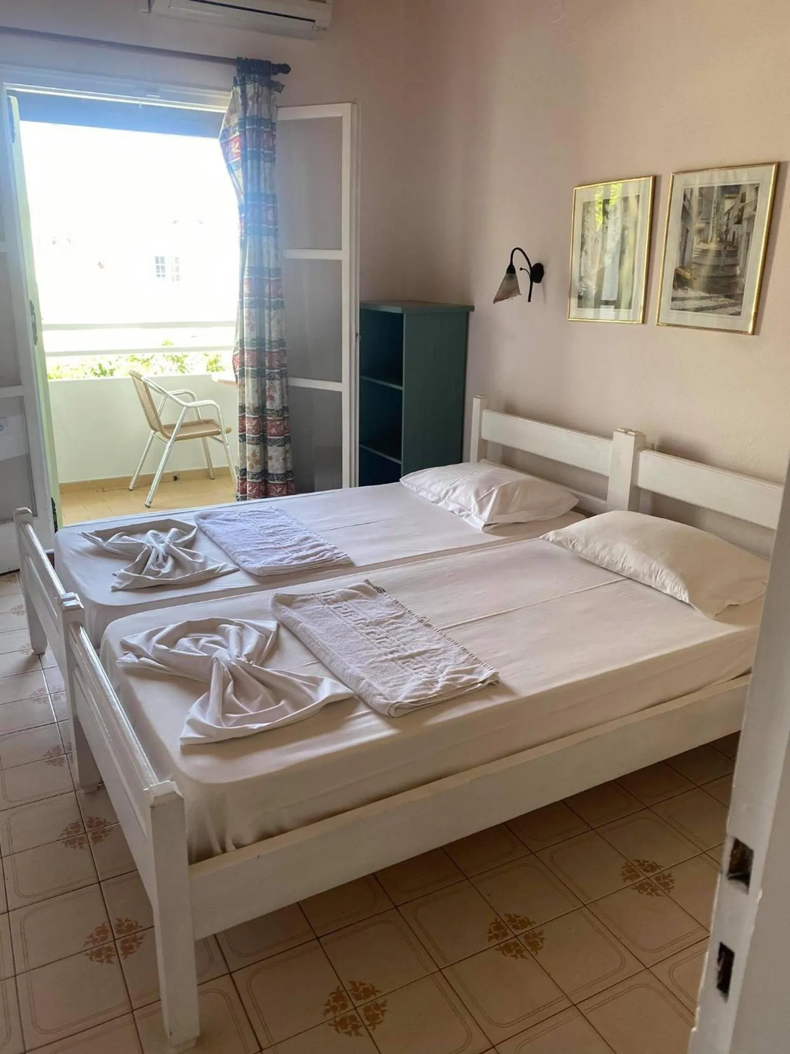 Alexandros Studios Apartments