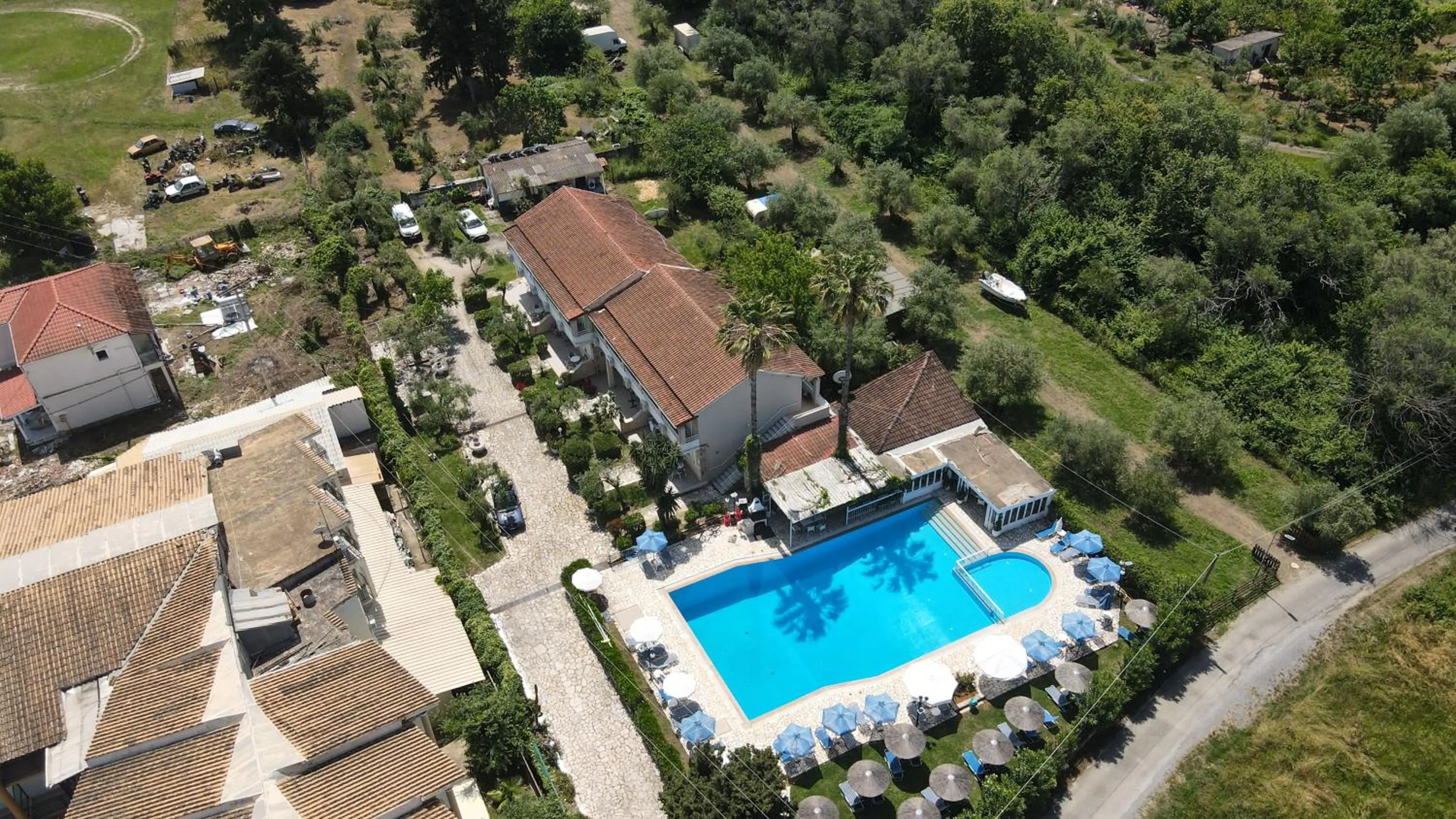 Alexandros Studios Apartments