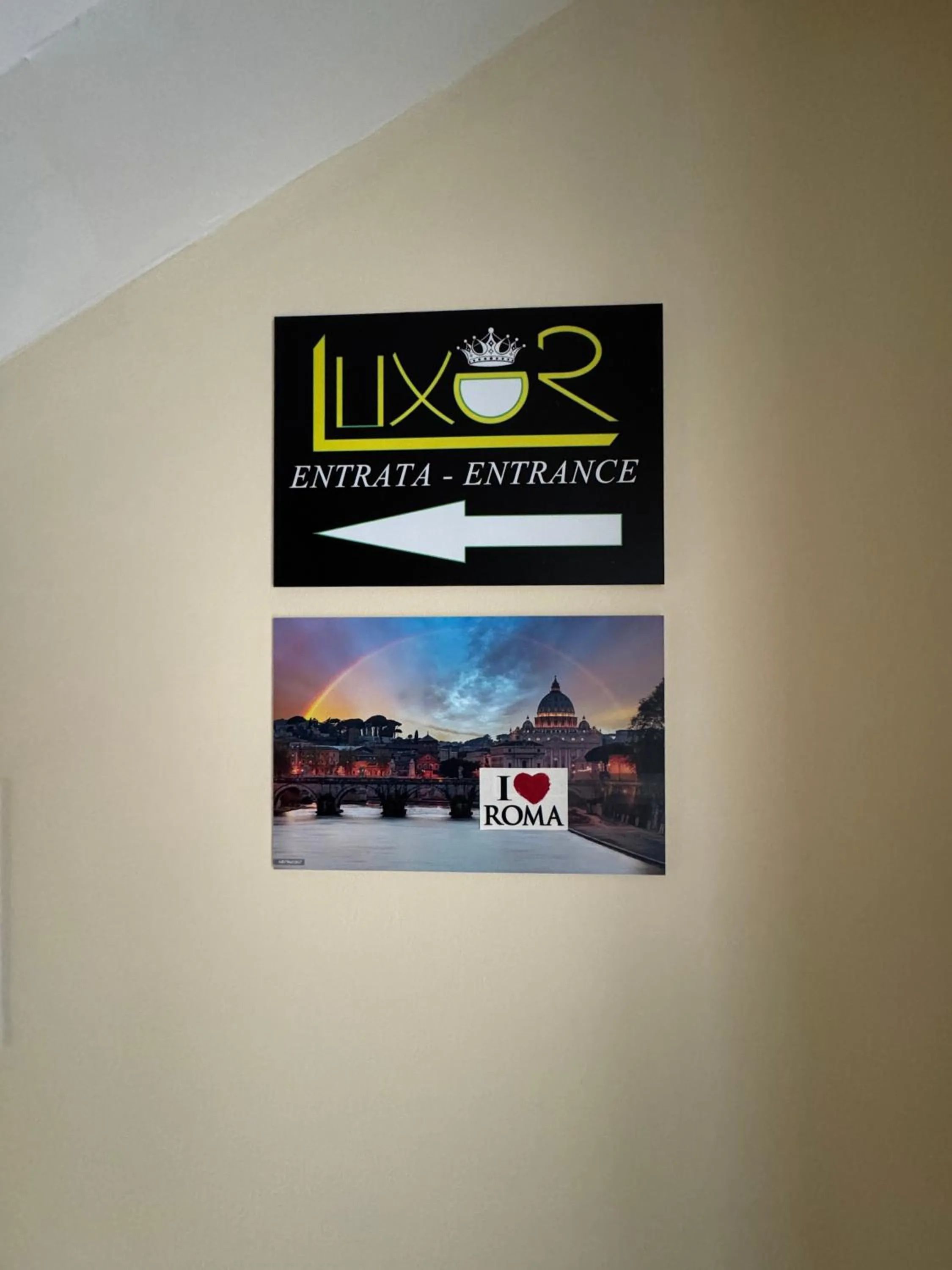 Logo/Certificate/Sign in Fashion Lux