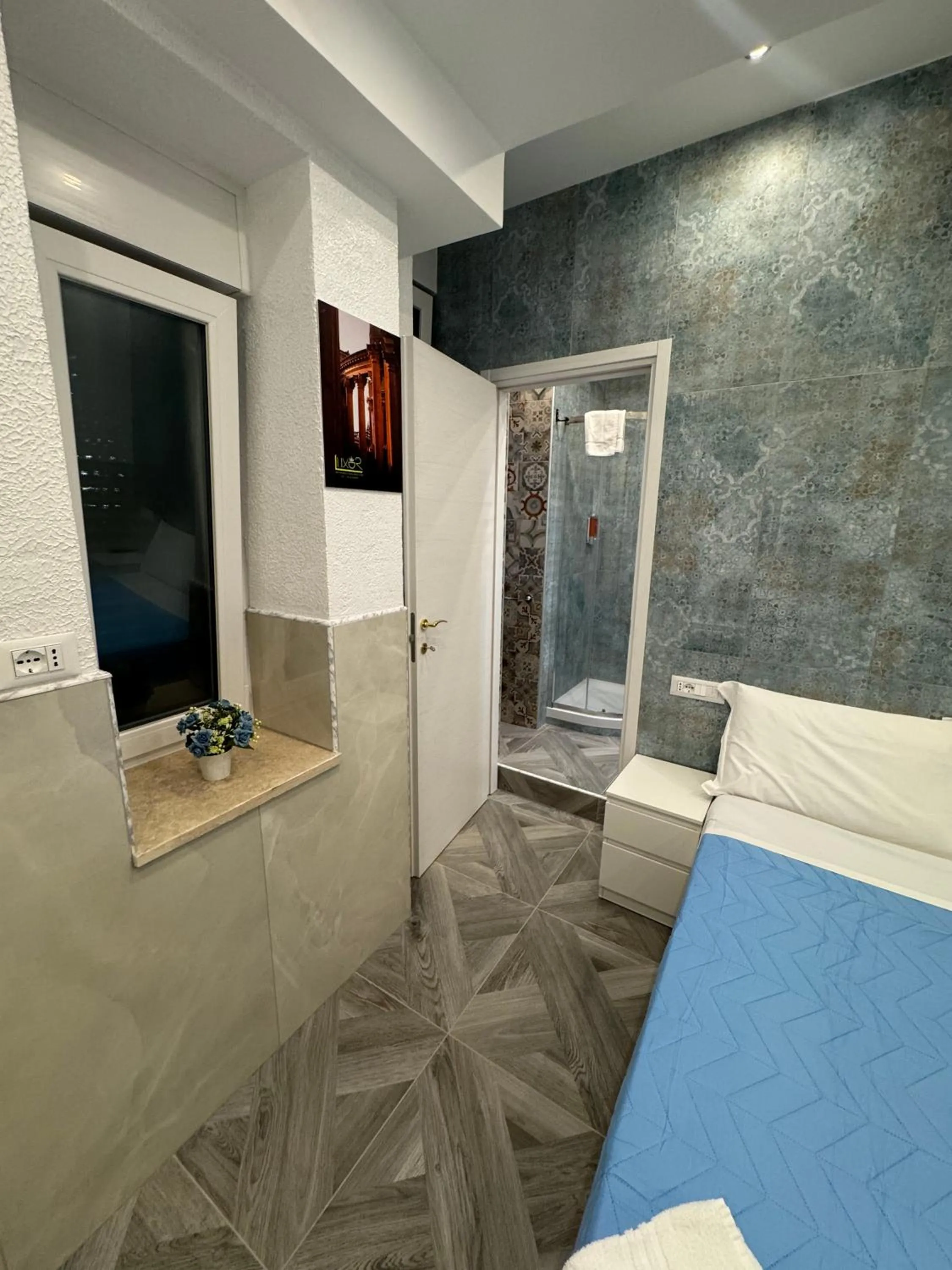 Shower in Fashion Lux