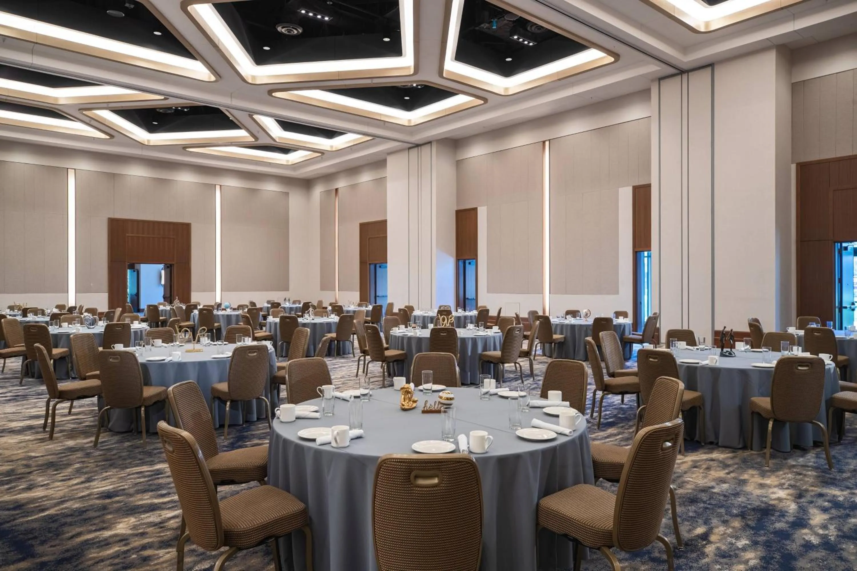 Meeting/conference room in Renaissance Orlando at SeaWorld®