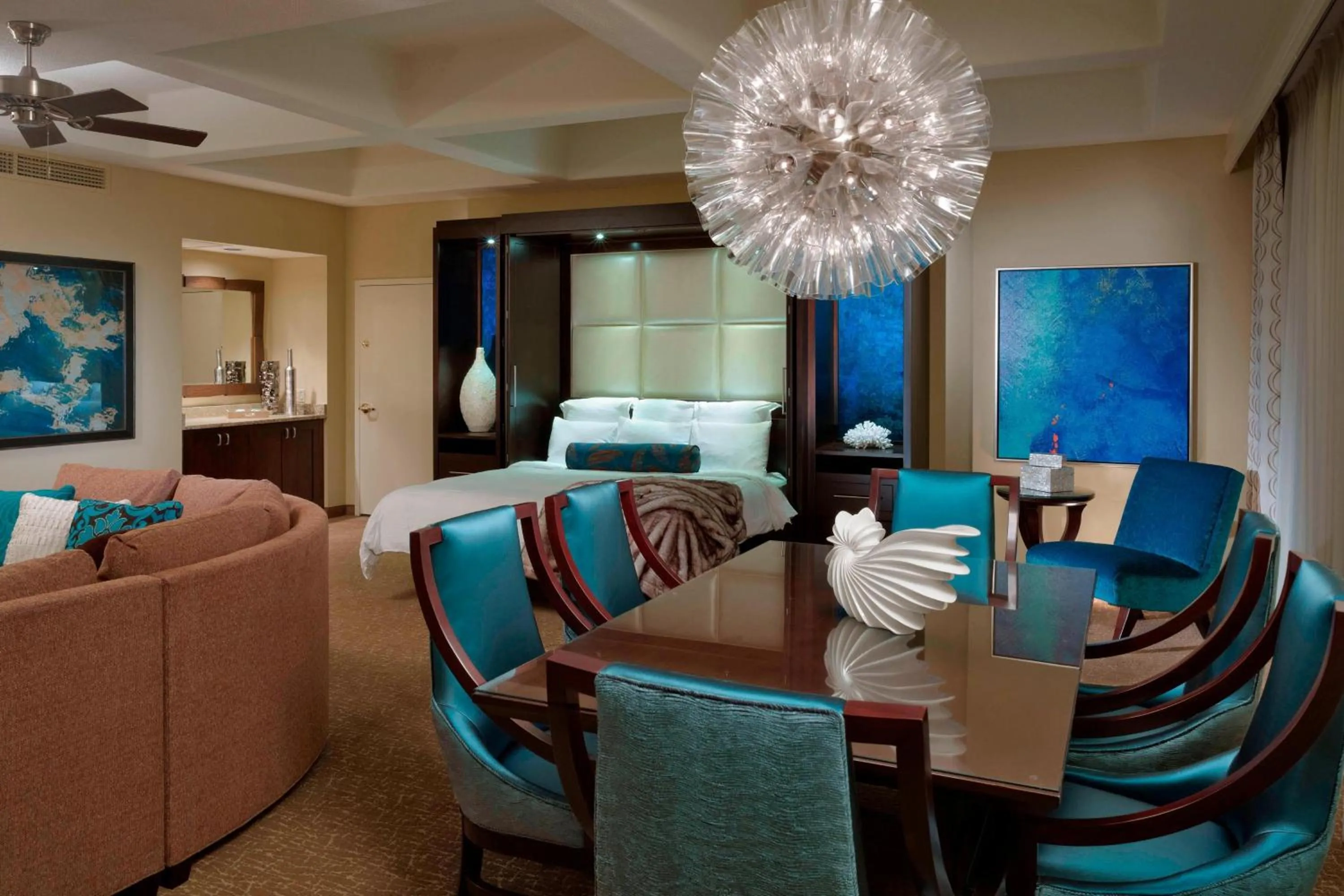 Photo of the whole room in Renaissance Orlando at SeaWorld®