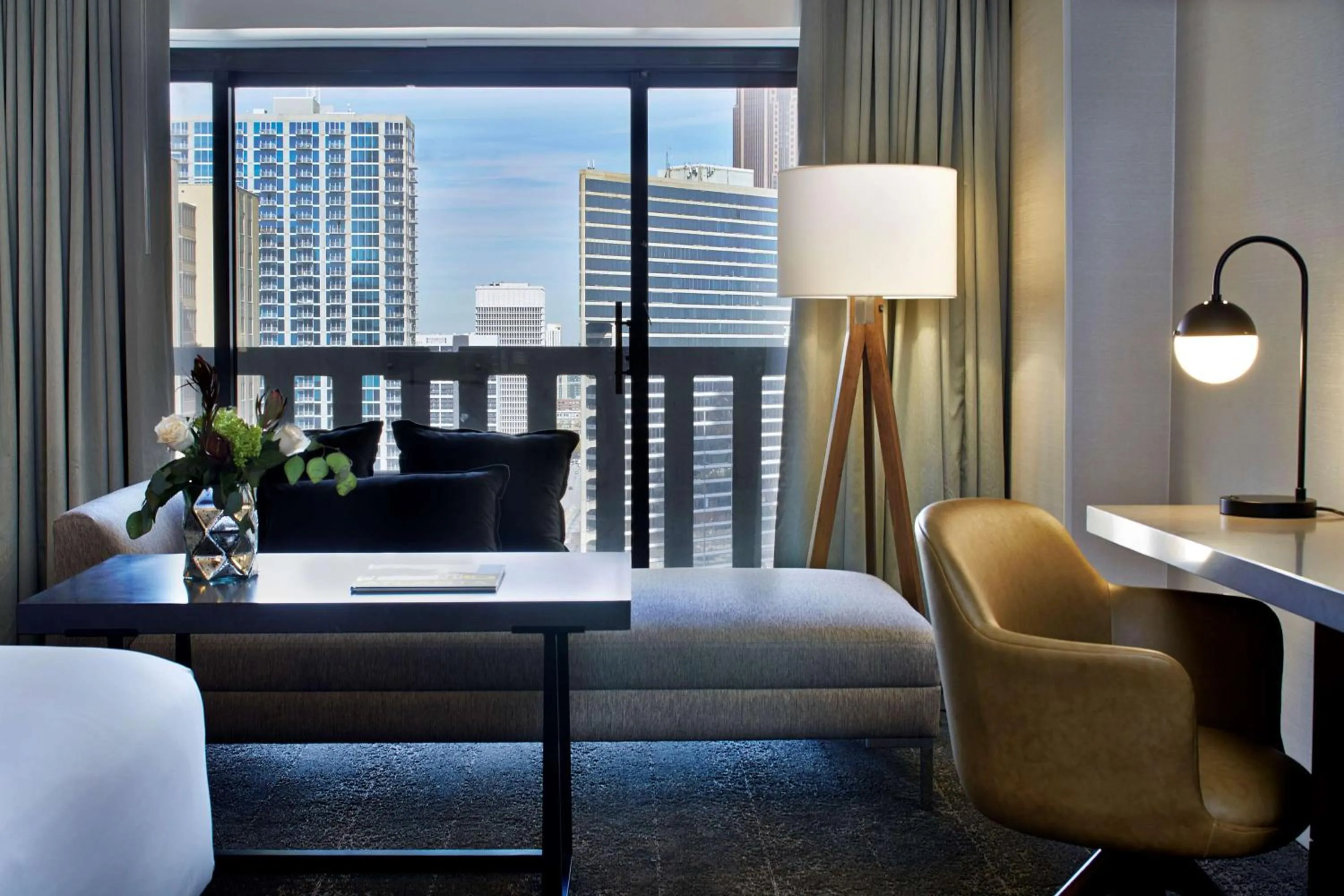 Photo of the whole room in Hyatt Regency Atlanta