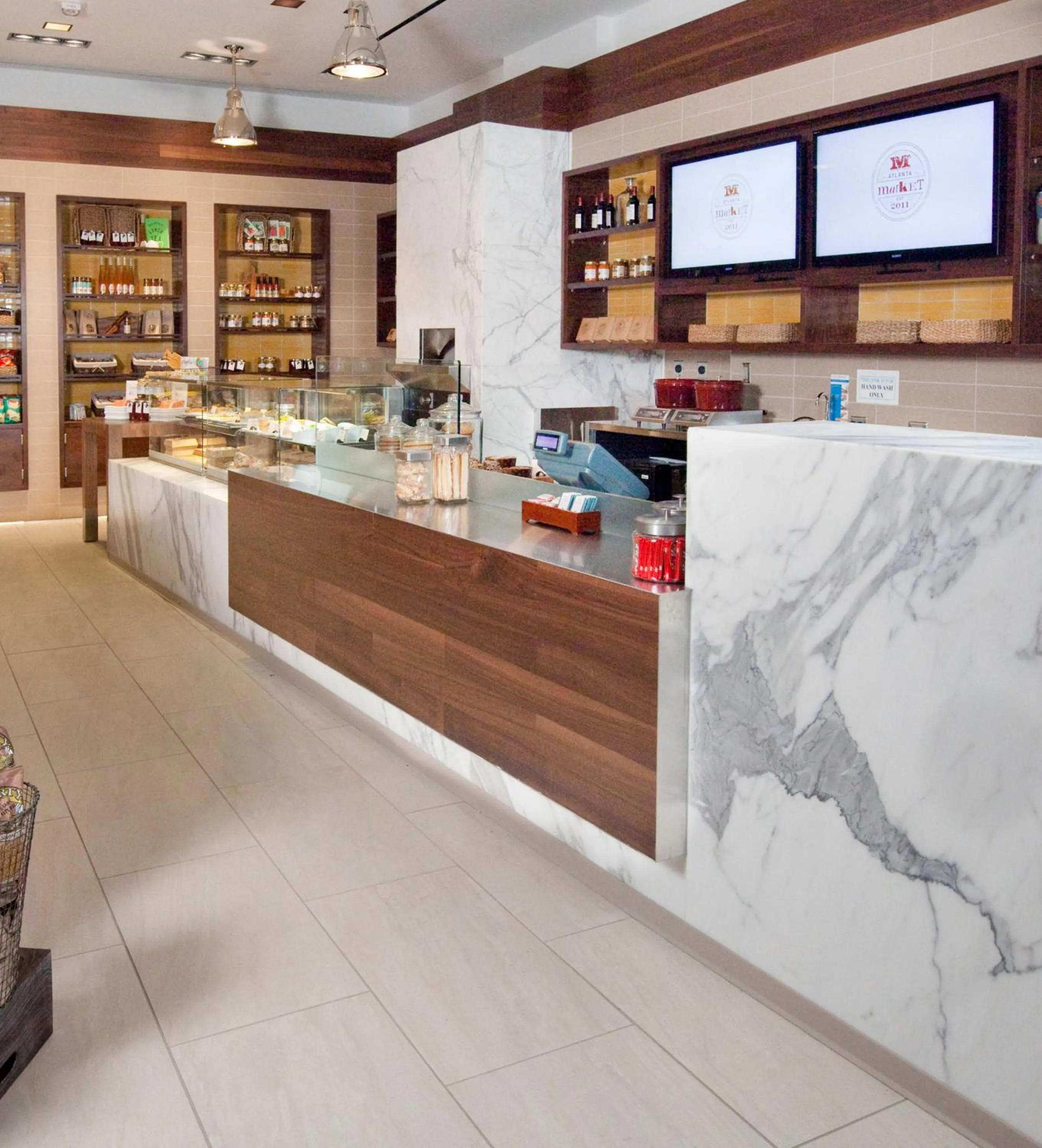 Restaurant/places to eat in Hyatt Regency Atlanta