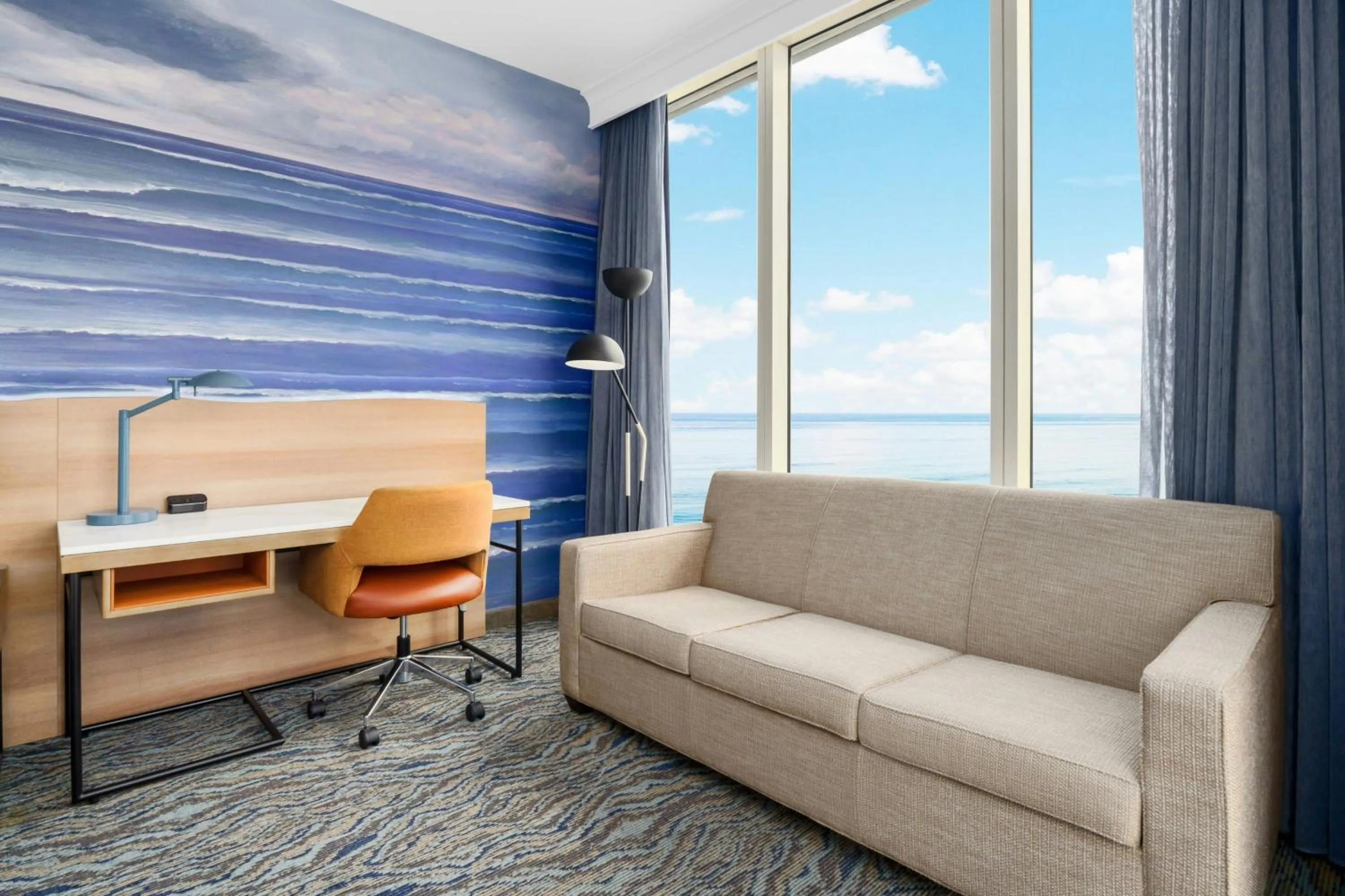 Photo of the whole room in Courtyard by Marriott Oceanside Fort Lauderdale Beach