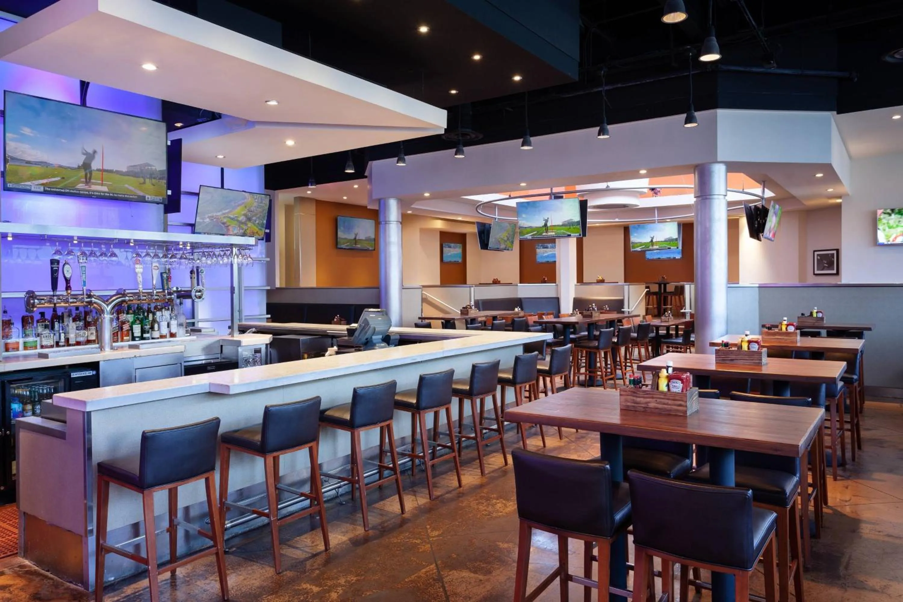 Lounge or bar in Orlando World Center Marriott