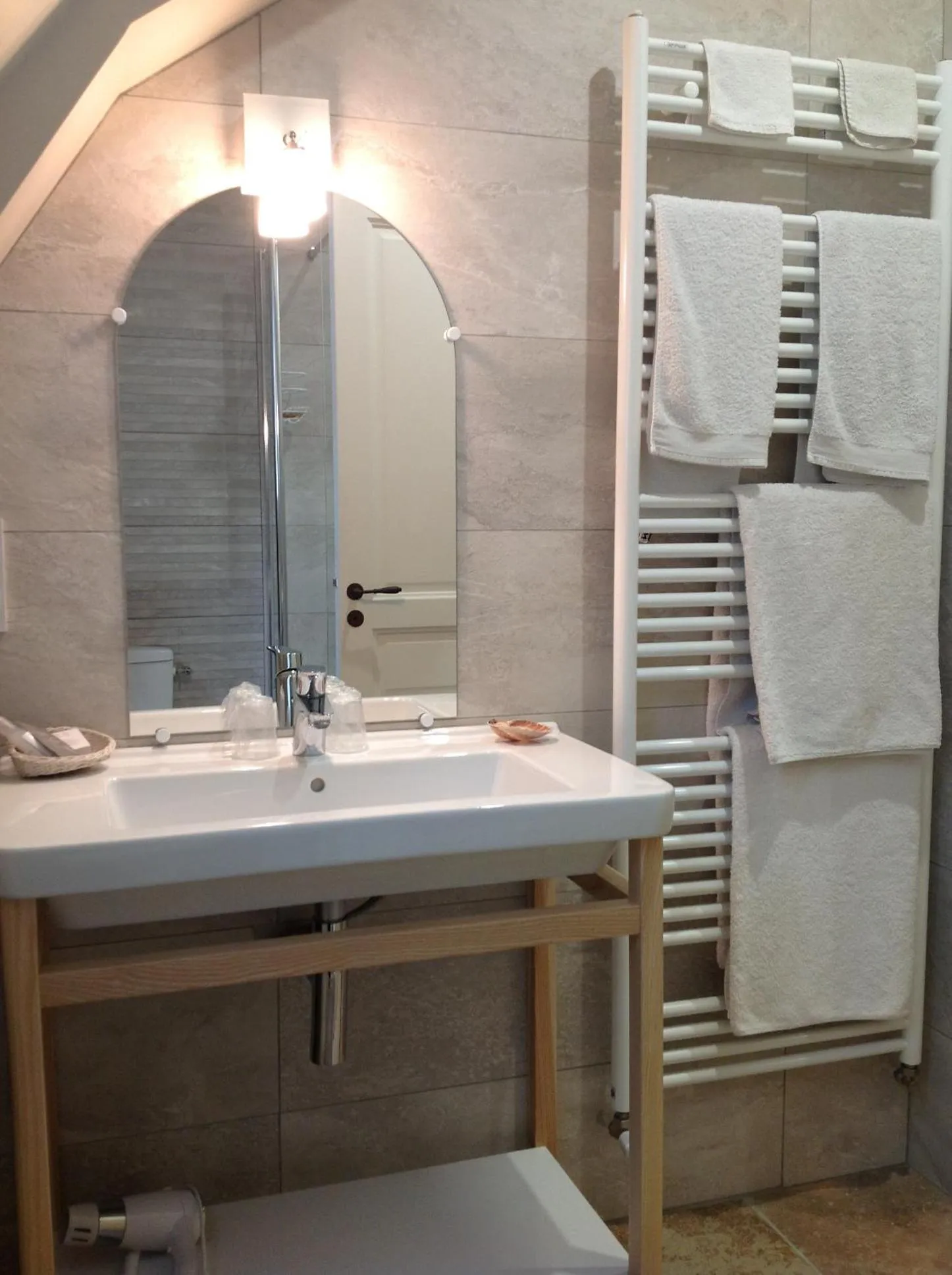 Shower in Au Relais Saint Maurice