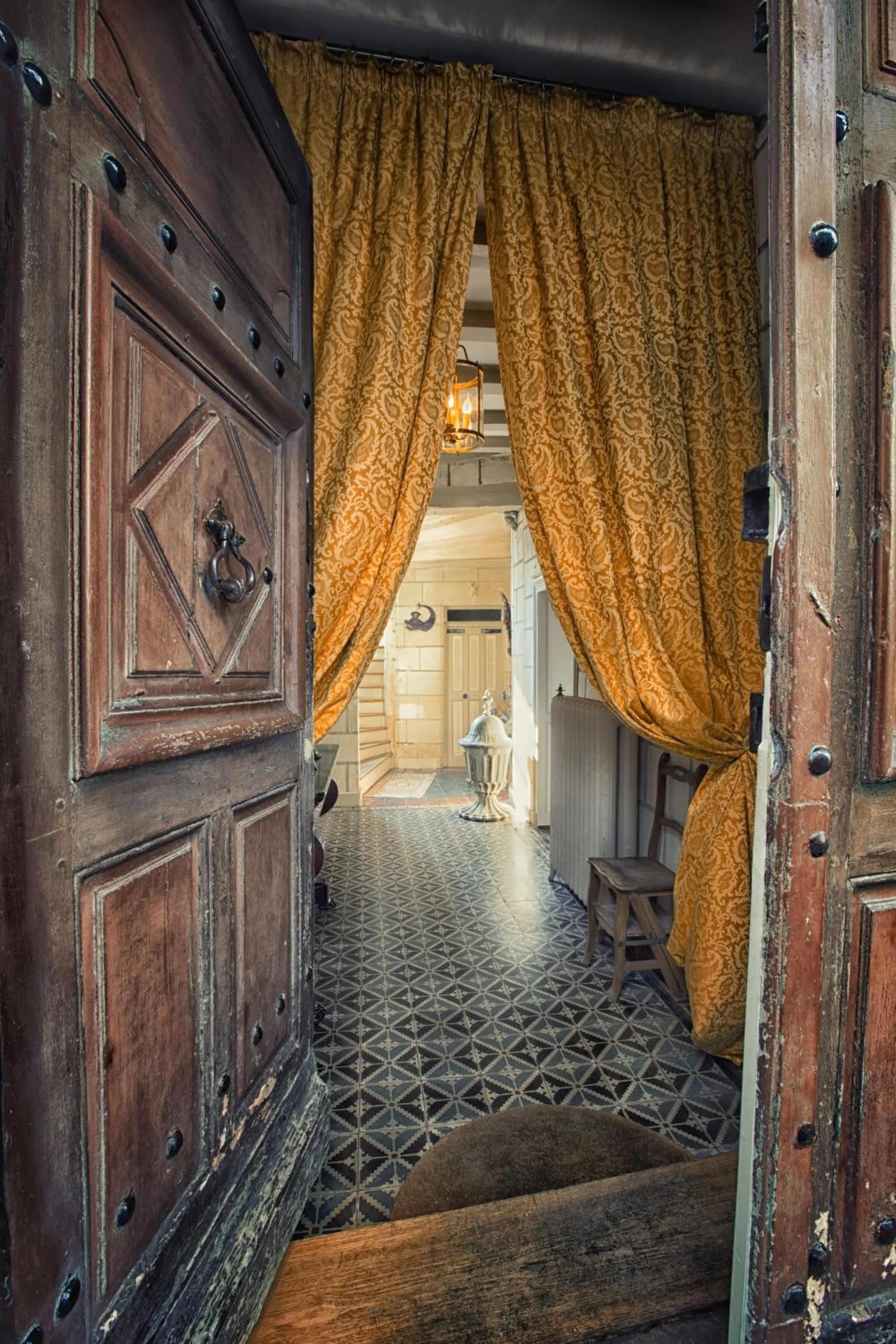 Facade/entrance in Au Relais Saint Maurice