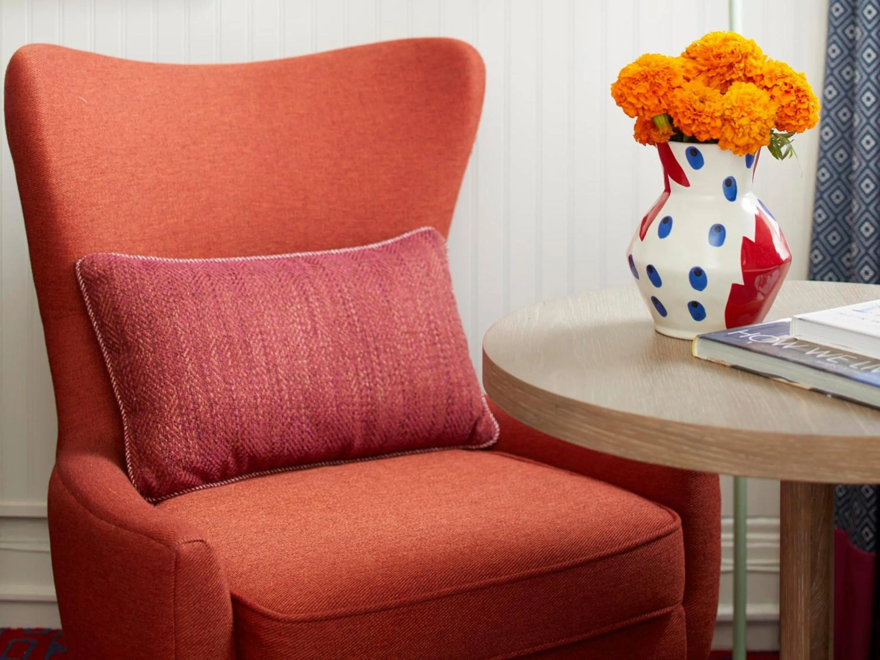 Seating area in Hotel Triton