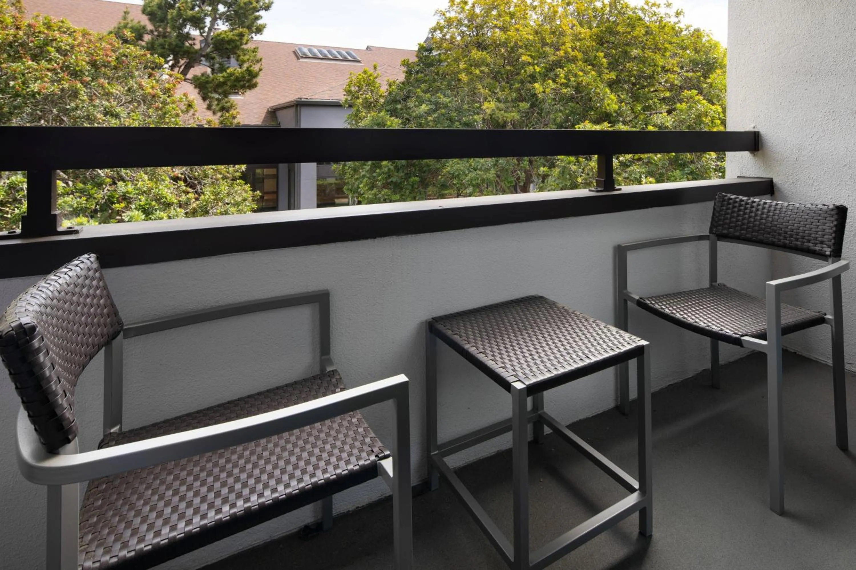 Photo of the whole room in Courtyard by Marriott San Francisco Airport