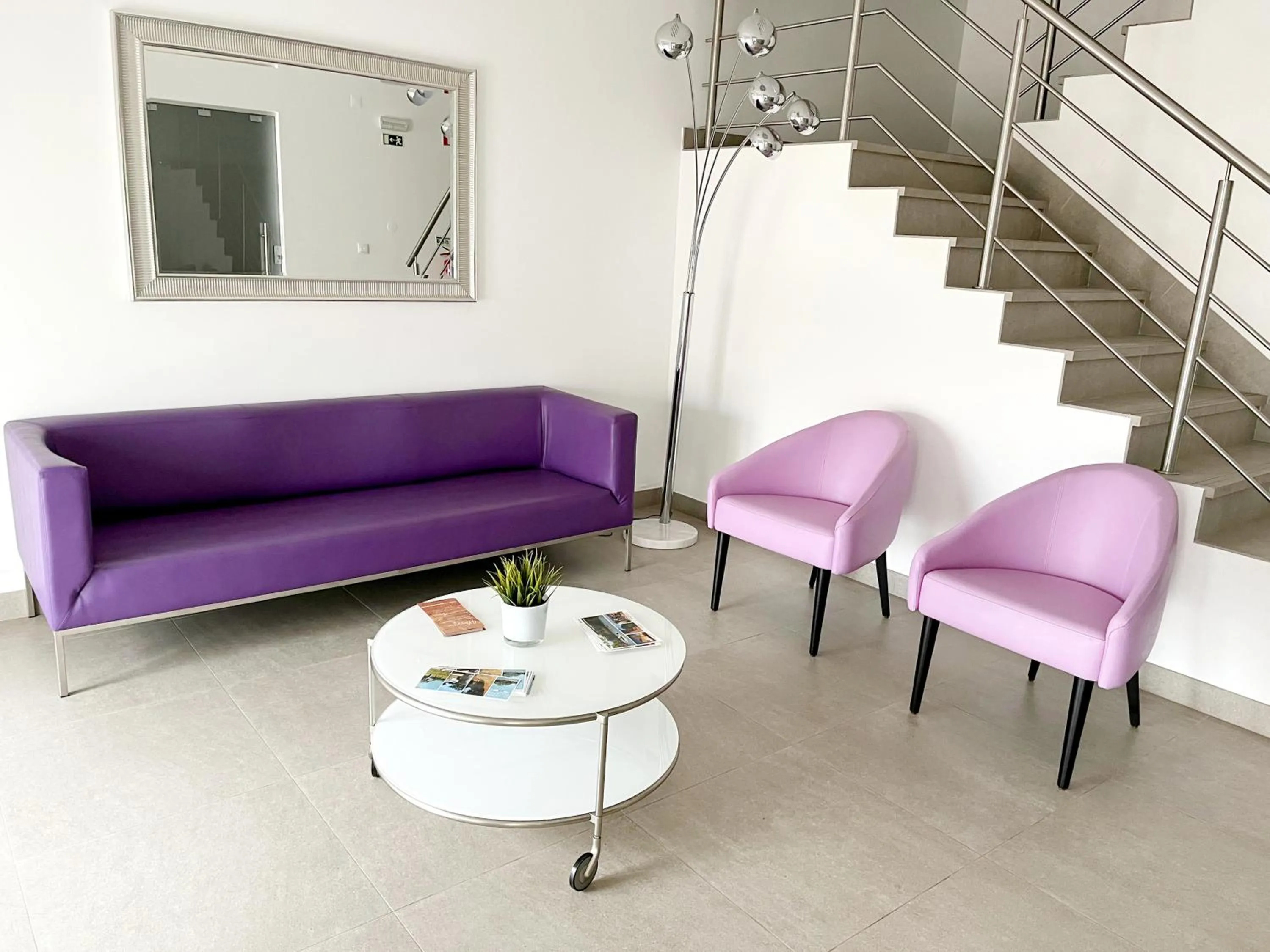 Communal lounge/ TV room in River Inn - Duna Parque Resorts & Hotels