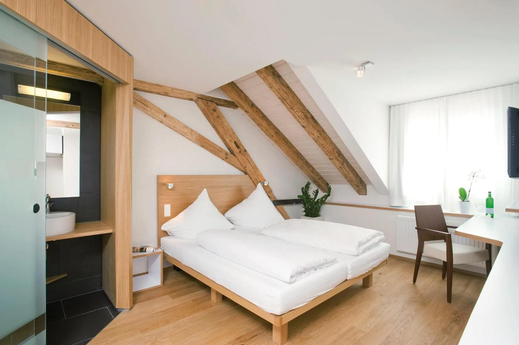 Bed in Hotel Constantia