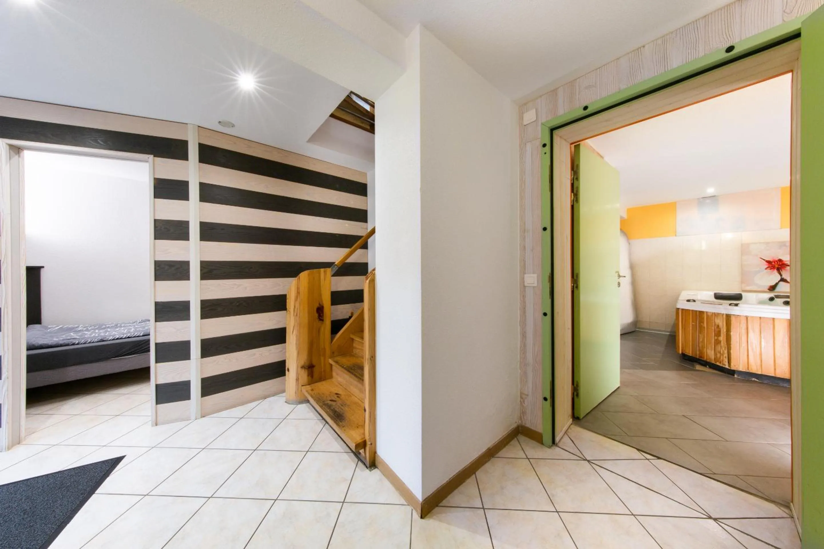 Lobby or reception, Bed in Le Domaine du Verger gîtes et SPA