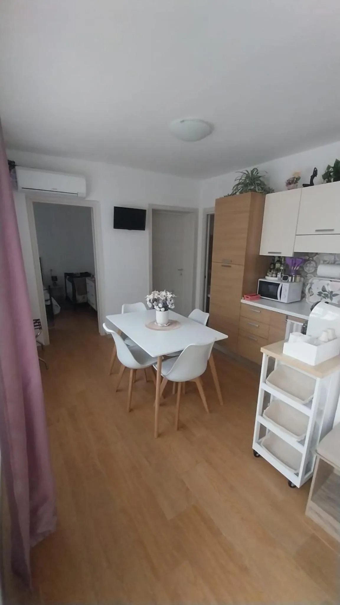 Kitchen or kitchenette in Affittacamere BaLu