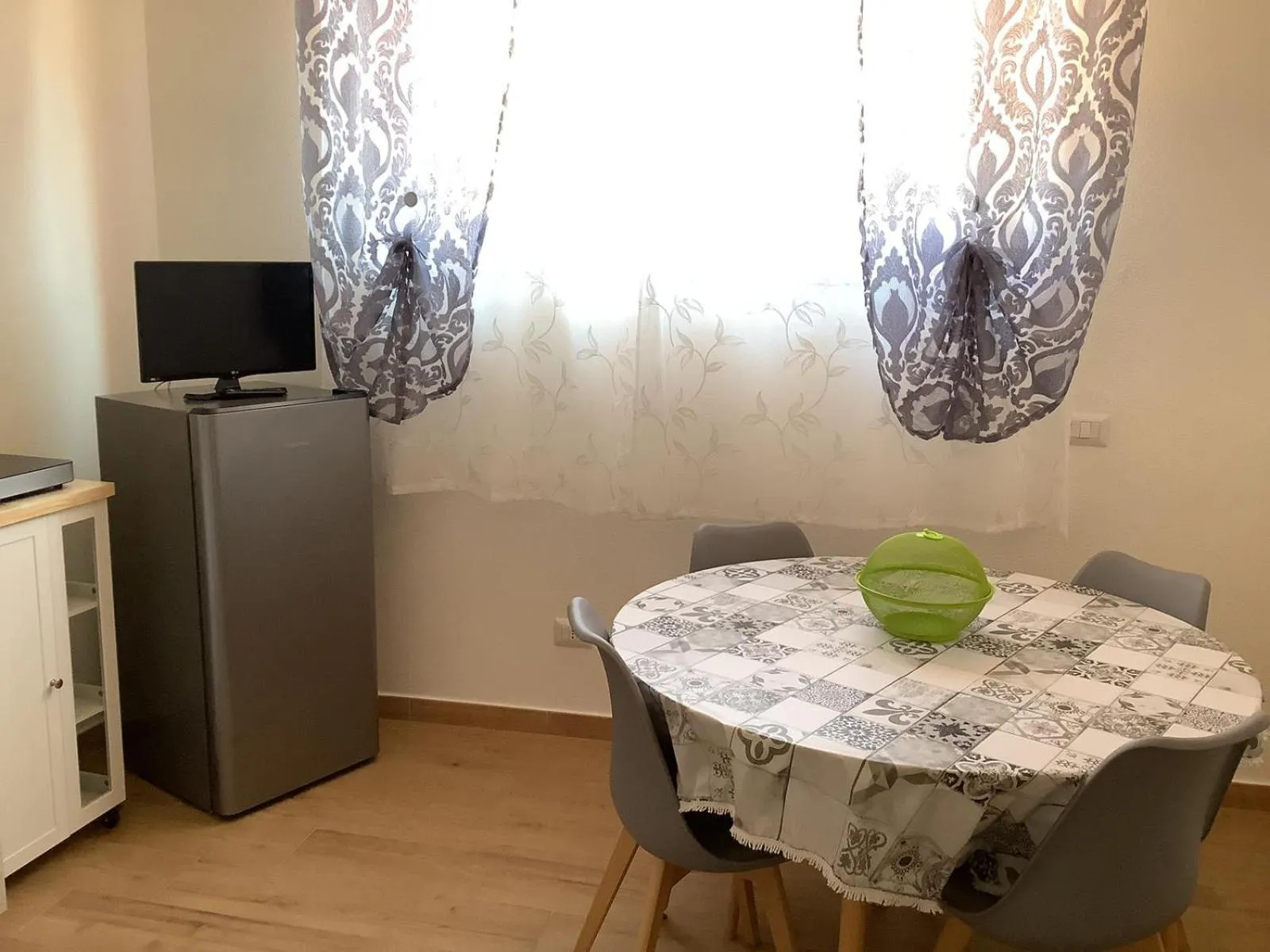 Kitchen or kitchenette in Affittacamere BaLu