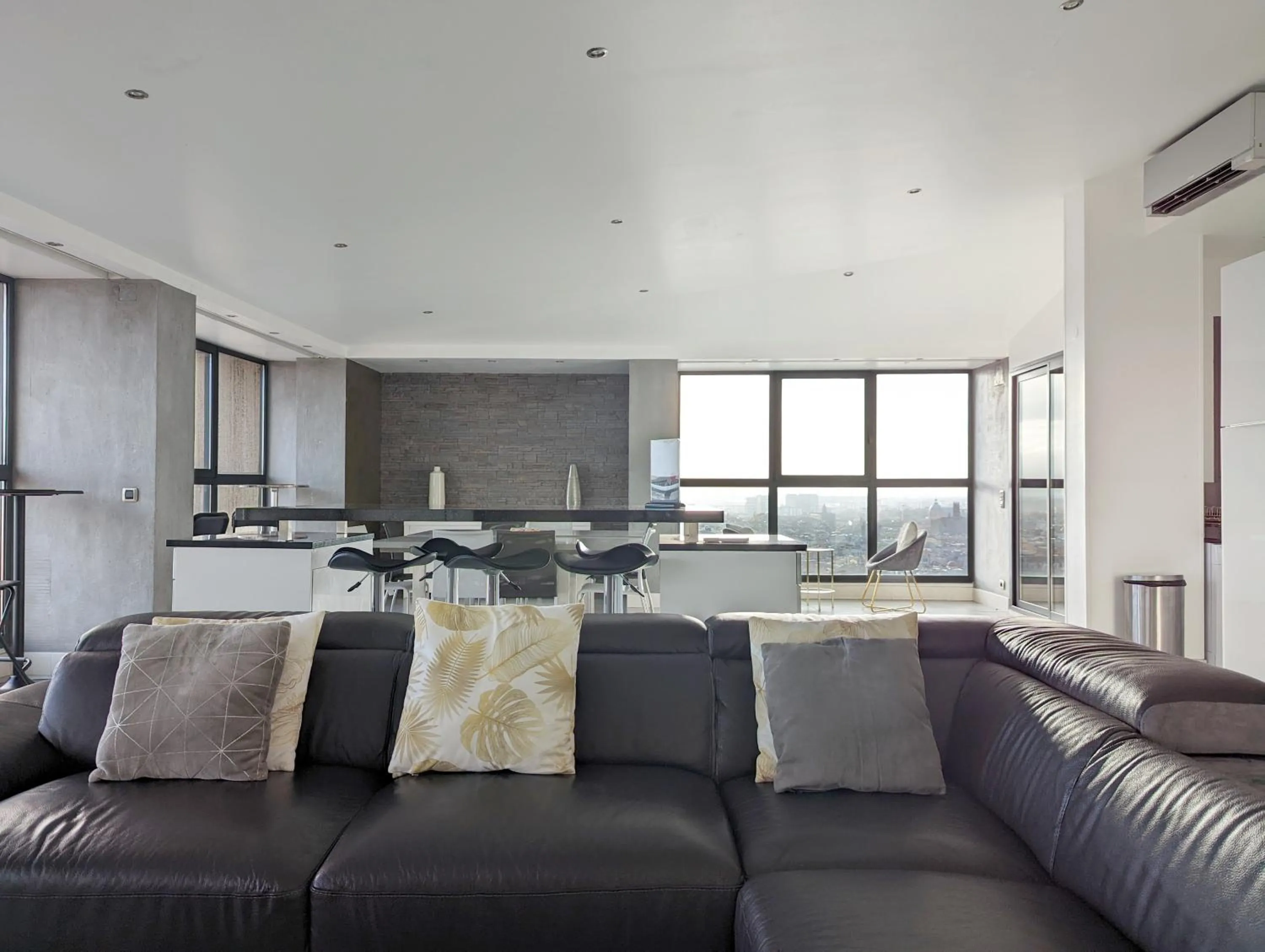 Living room in Haut Lofts - Toulouse Centre Ramblas