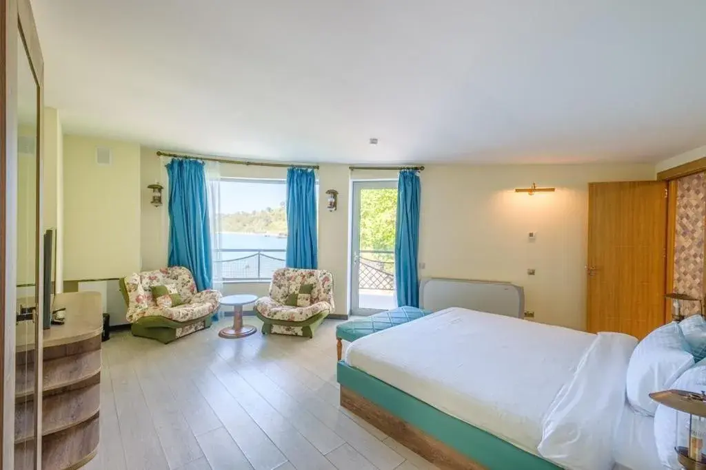 Villa Aphrodite in Castello Mare Hotel Villa Aphrodite in Castello Mare Hotel