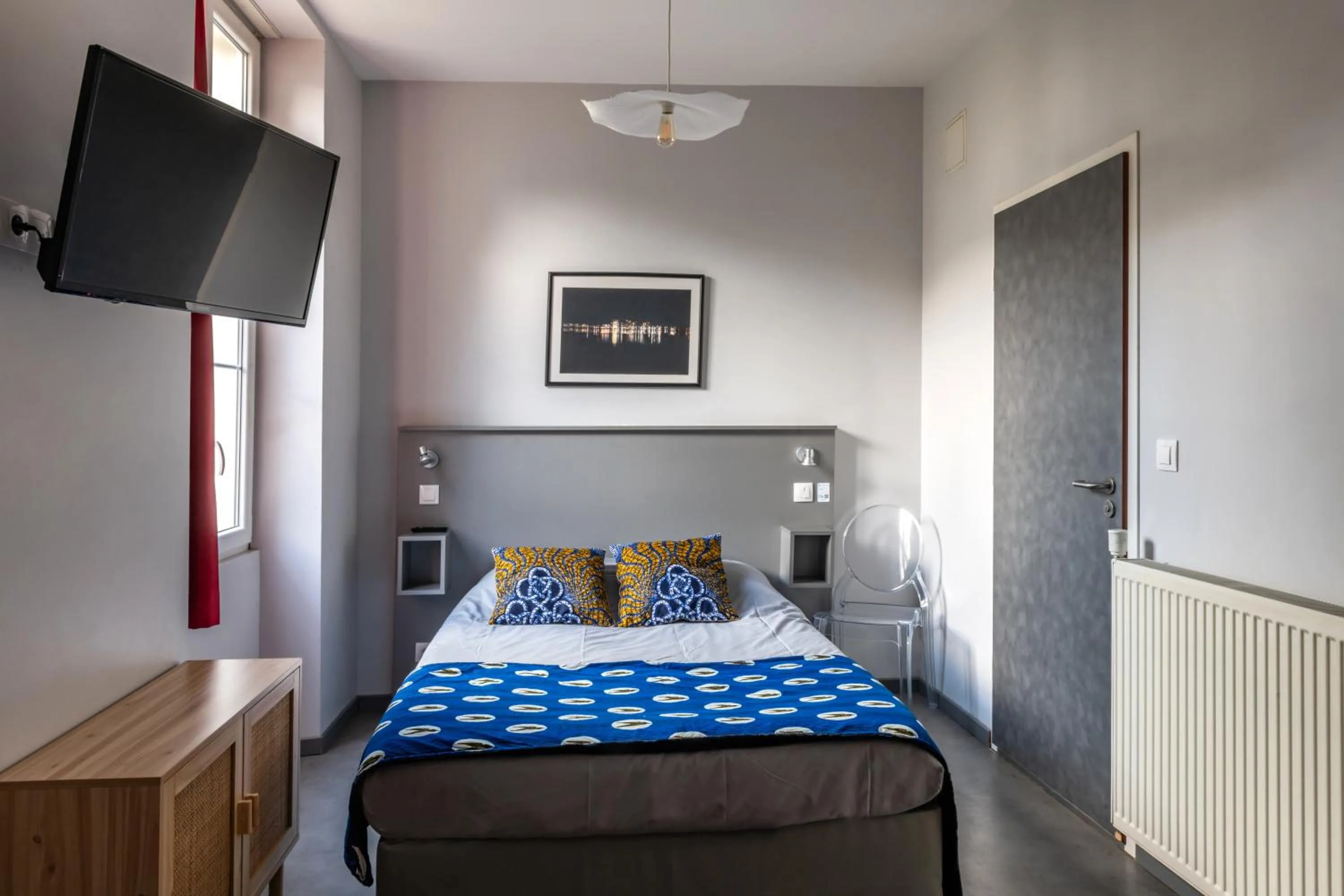 Bed in Smartappart Caen Grusse