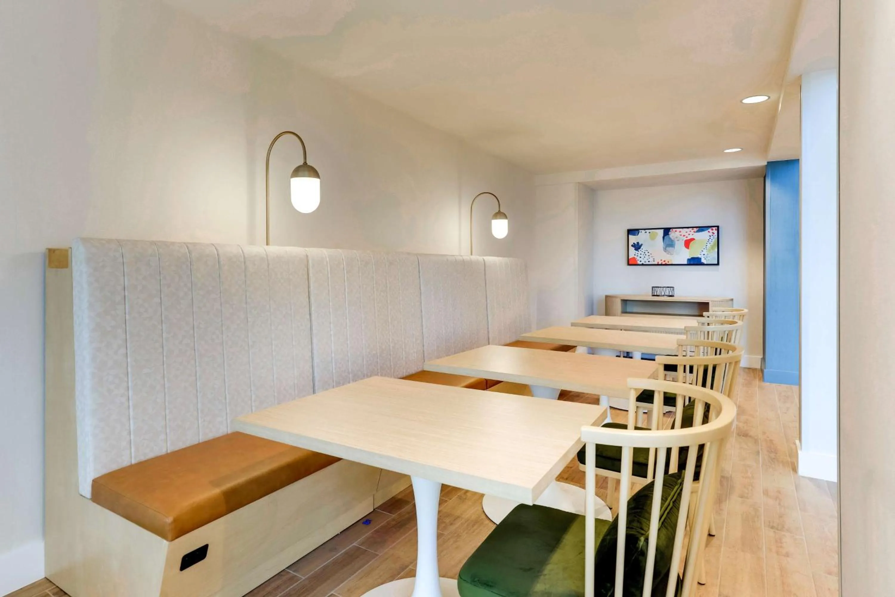 Lobby or reception in Sonesta Select San Francisco Airport Oyster Point Waterfront