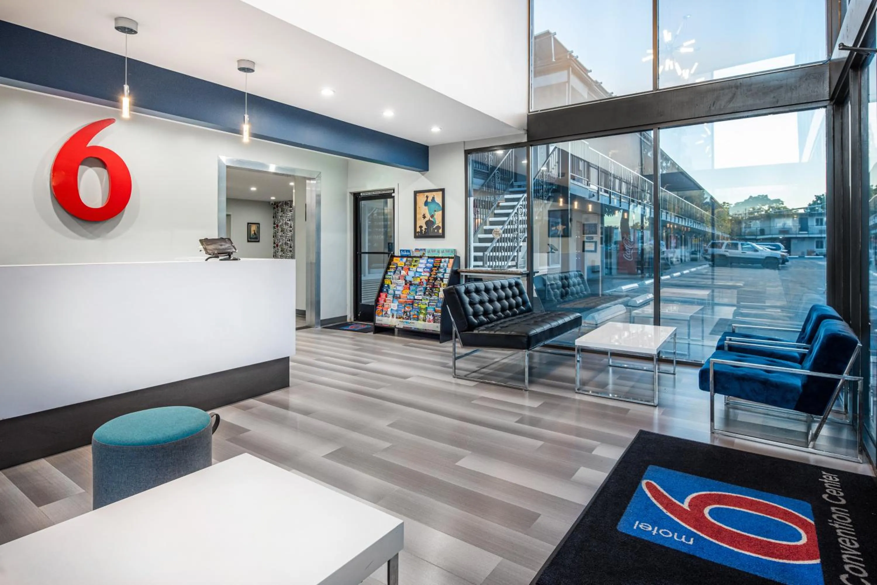 Lobby or reception in Motel 6-Anaheim, CA - Convention Center