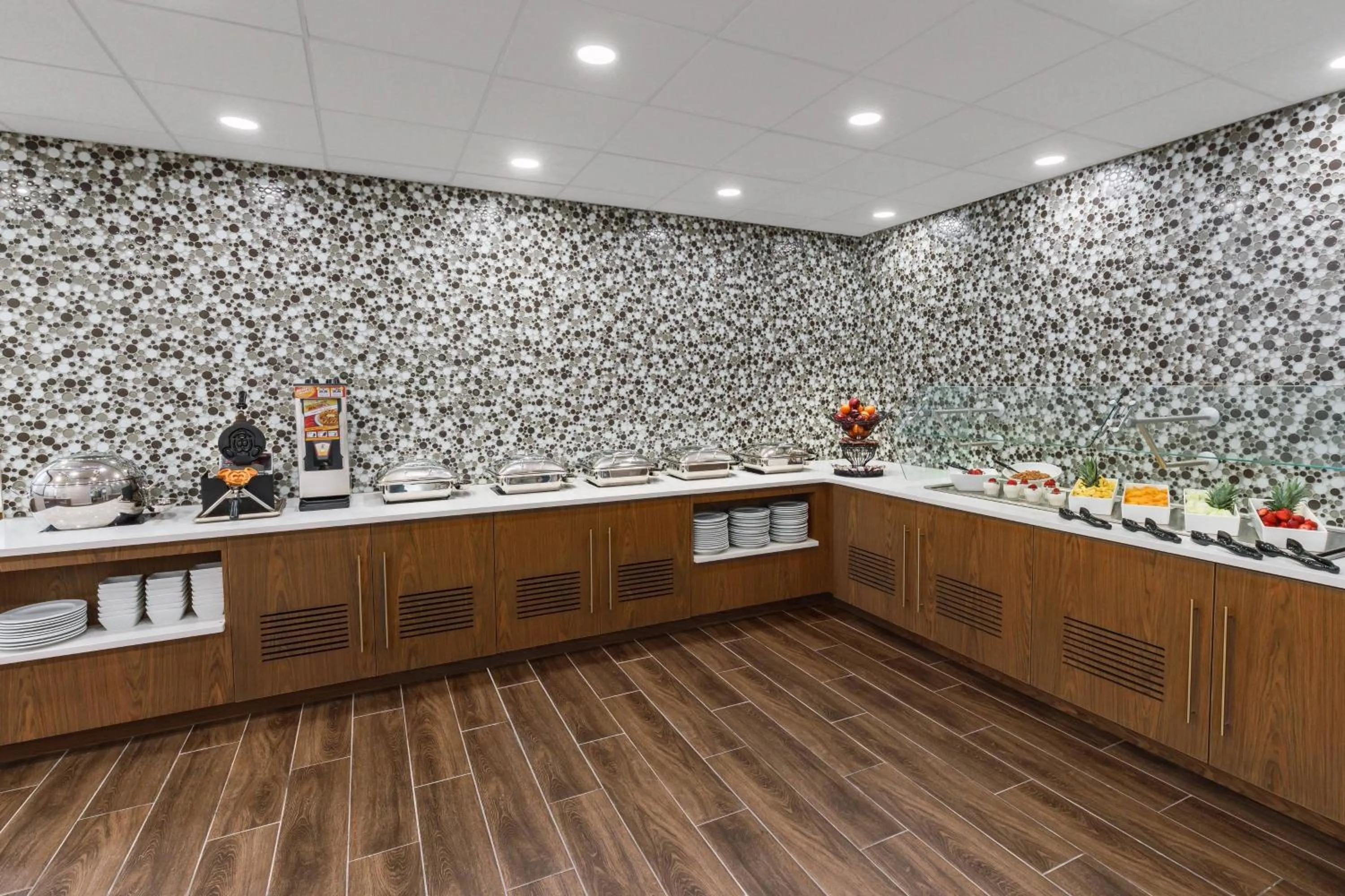 Restaurant/places to eat in Courtyard by Marriott Orlando Lake Buena Vista at Vista Centre