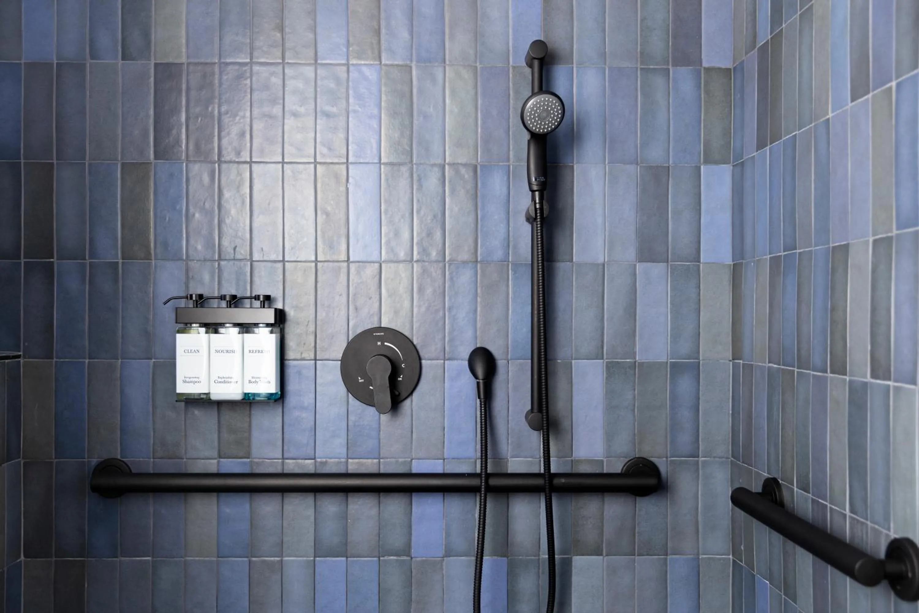 Shower in Riverside Tower Hotel