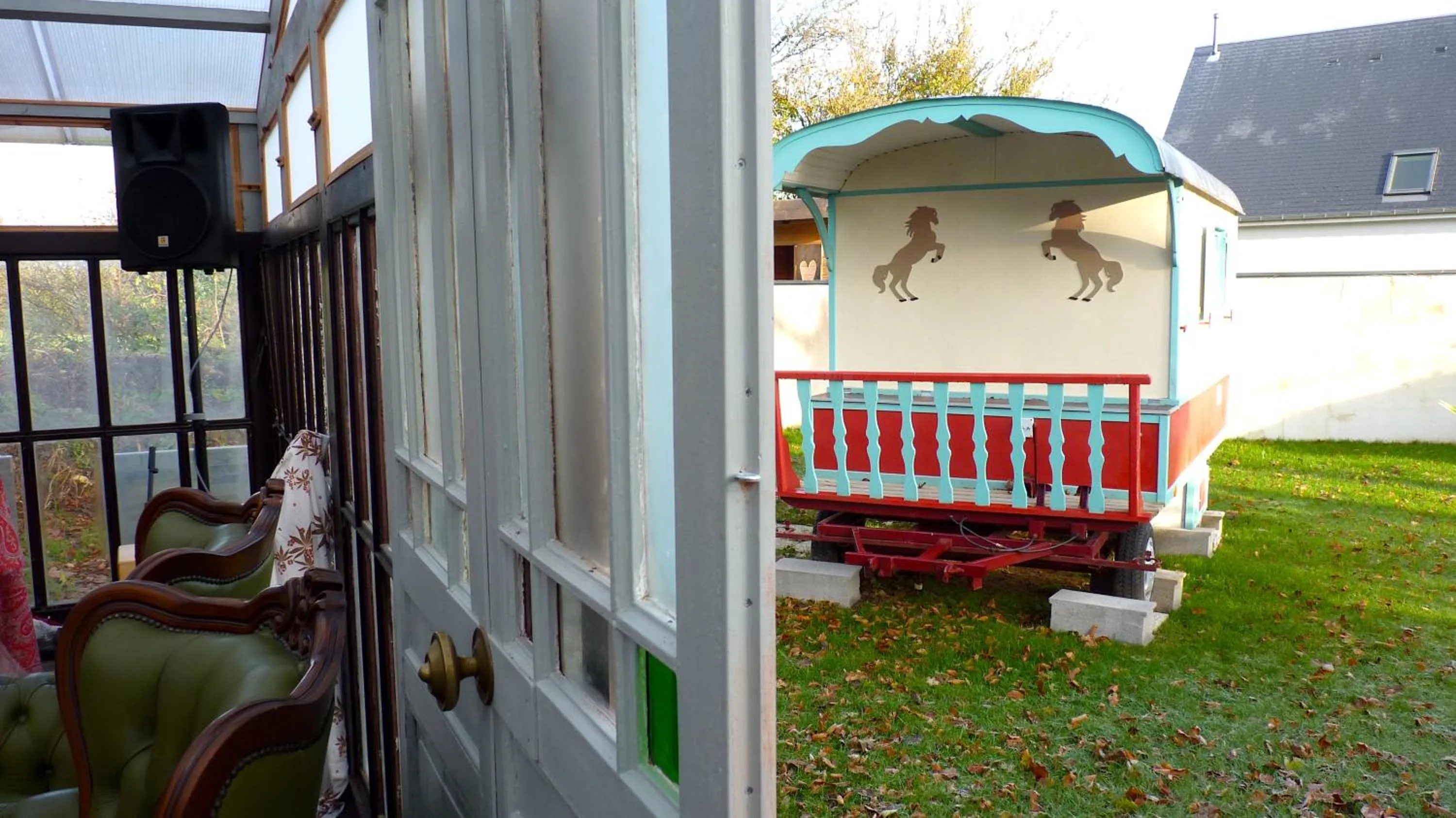 Garden view in La maison des musiciens