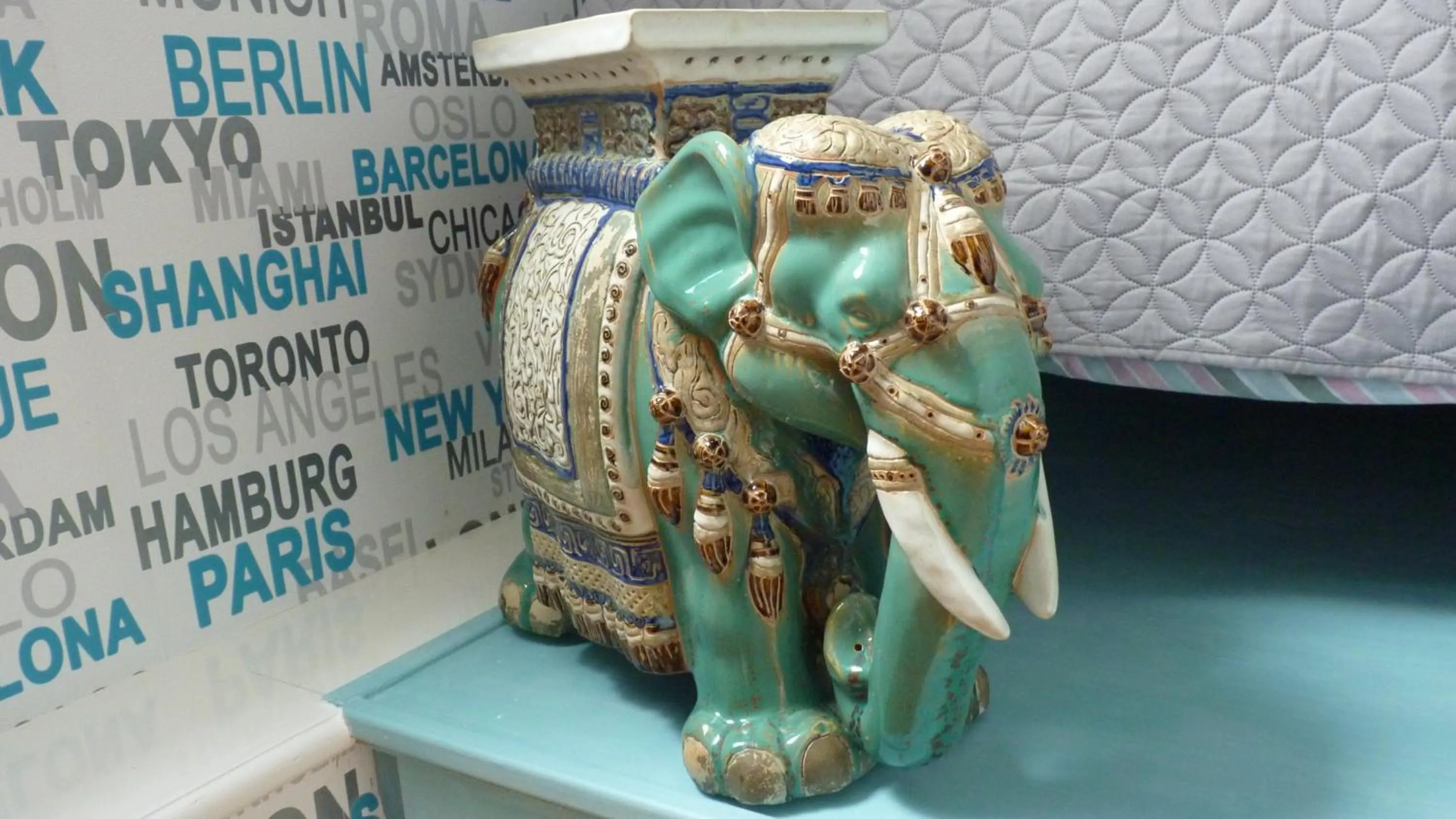 Decorative detail in La maison des musiciens