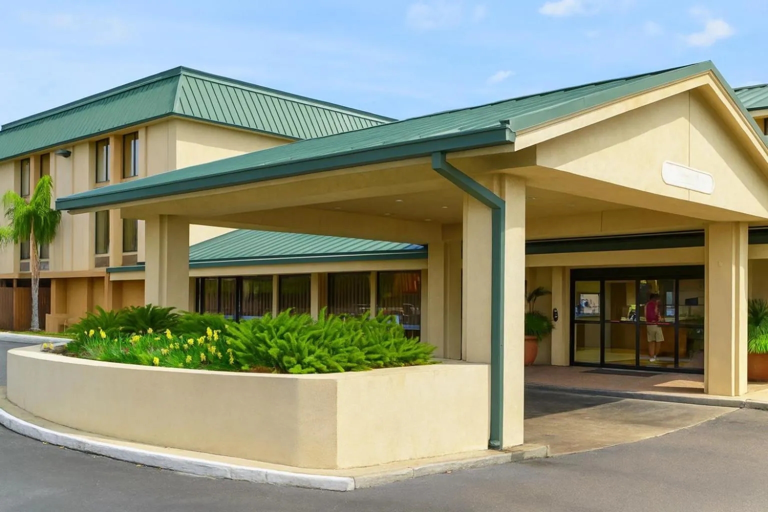 Property building in Heritage Place Houston Brookhollow