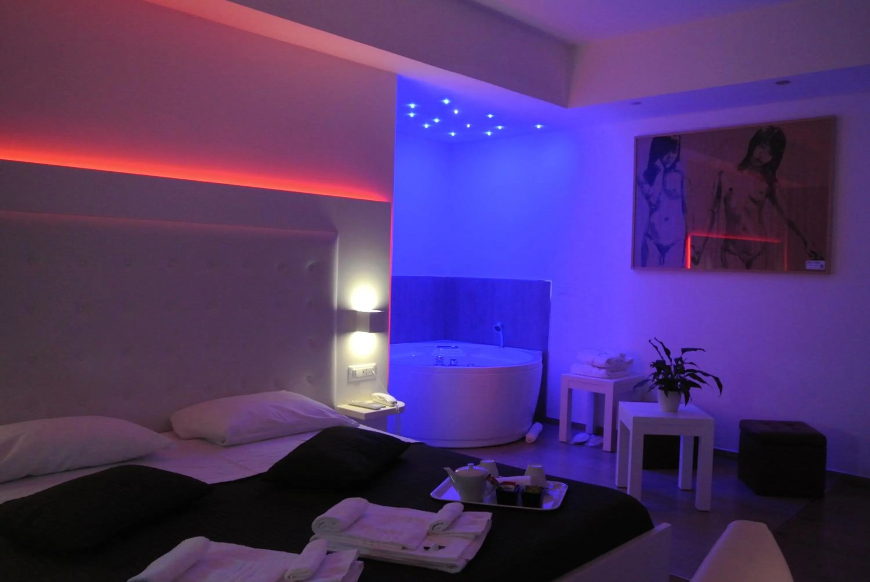 Photo of the whole room, Bed in Boutique Hotel e Spa Città Bianca