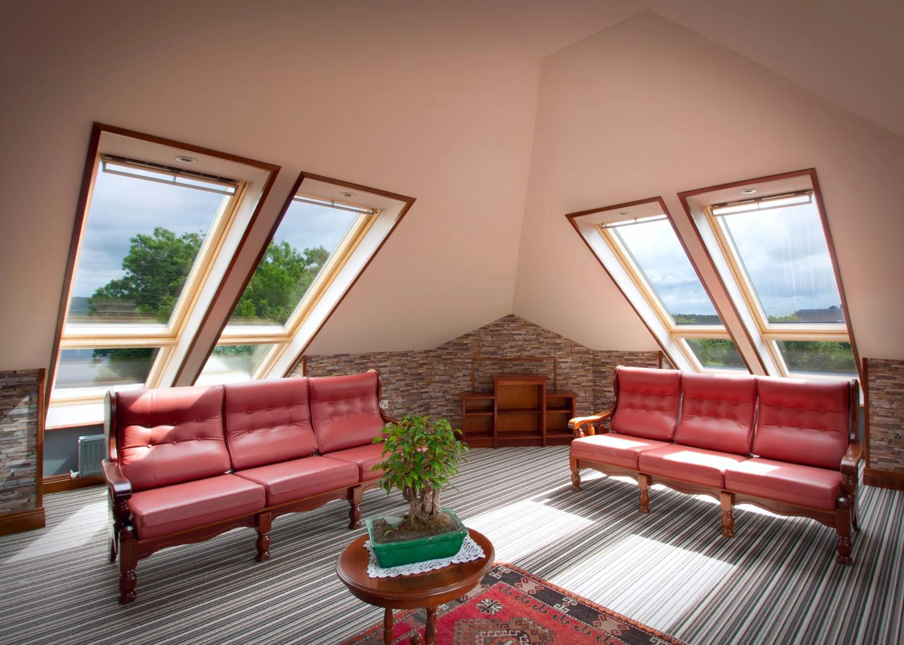 Communal lounge/ TV room in The Lodge @ Harvey's Point