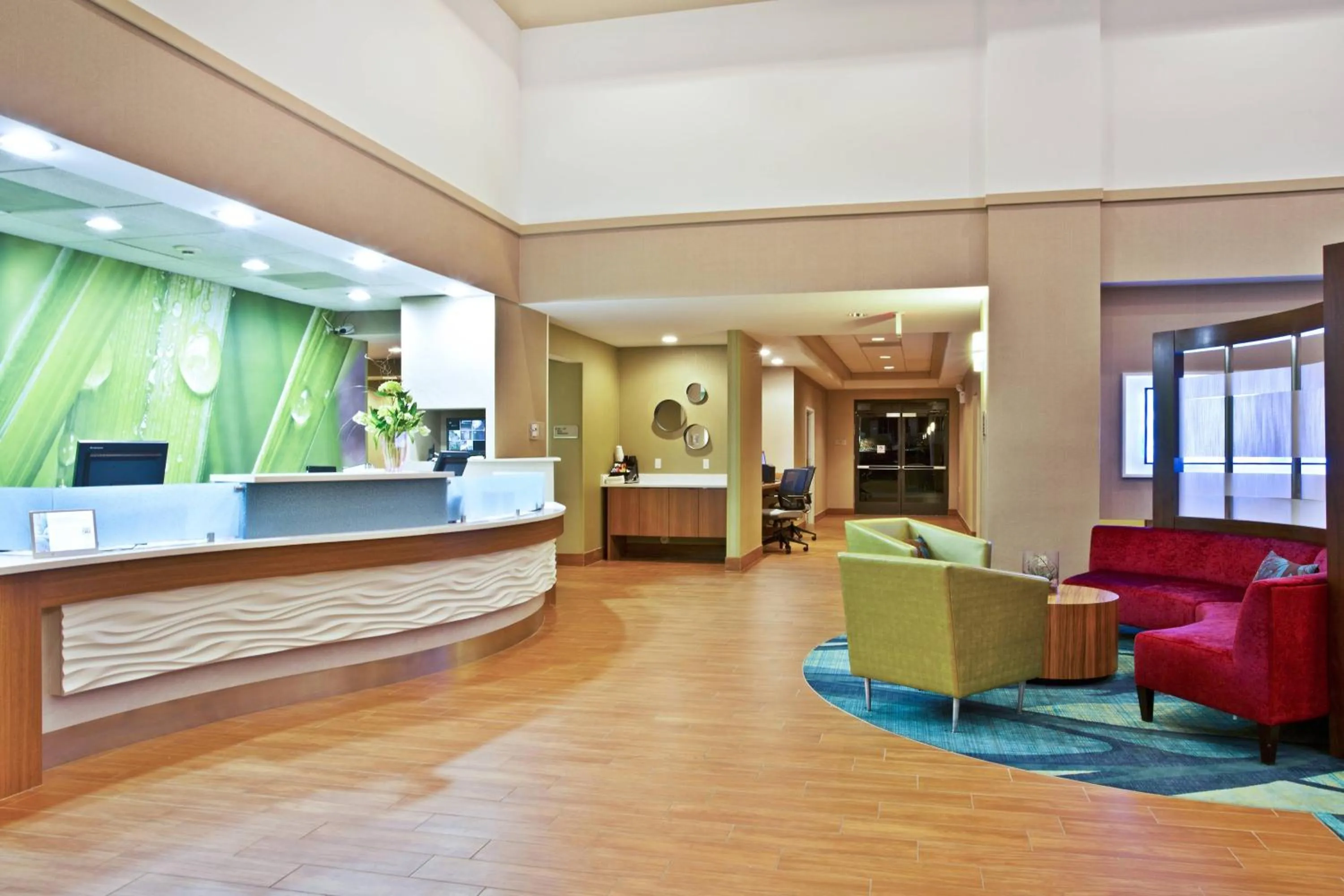 Lobby or reception in SpringHill Suites by Marriott Chicago Southwest at Burr Ridge Hinsdale
