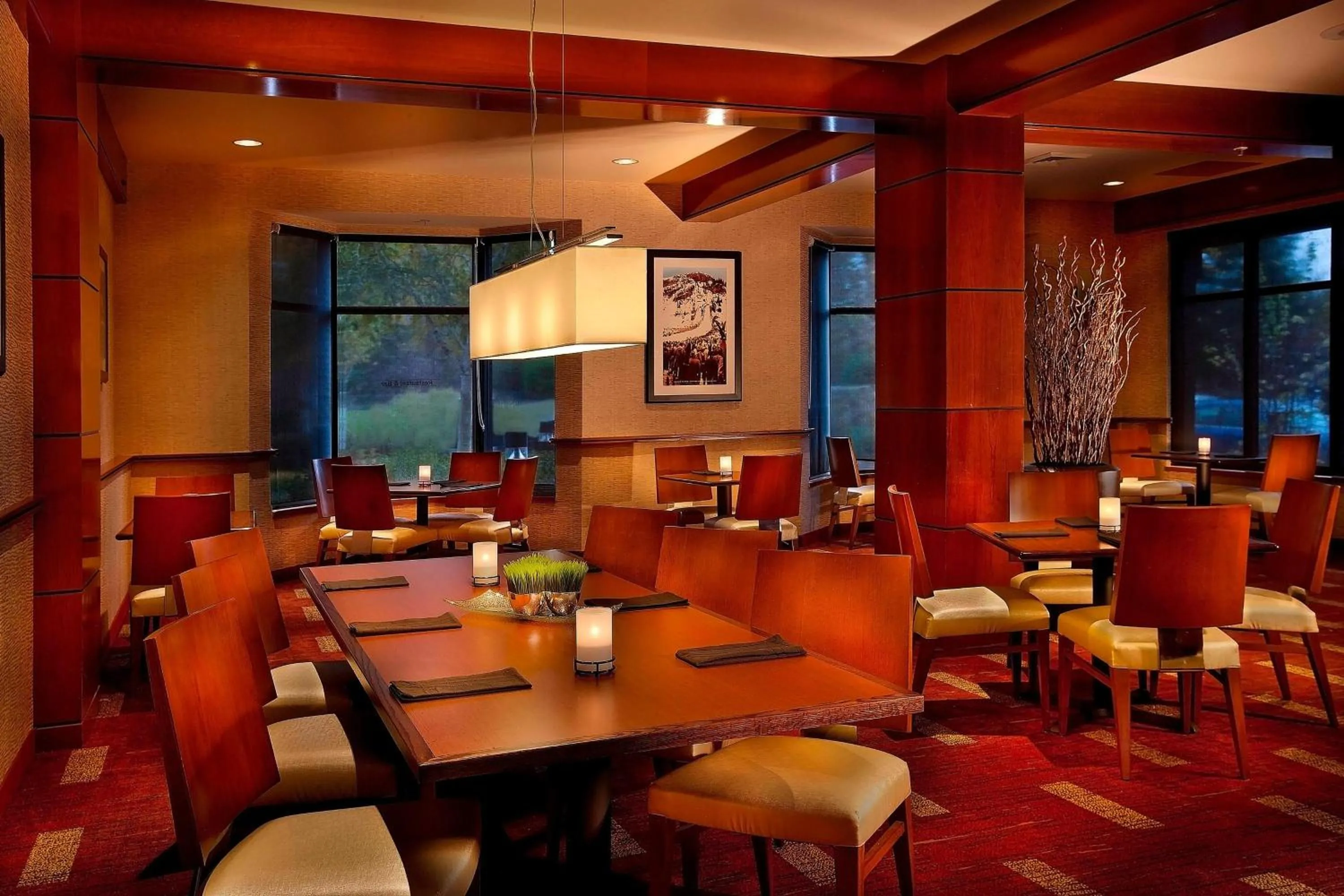 Restaurant/places to eat in Courtyard Seattle Sea-Tac Area