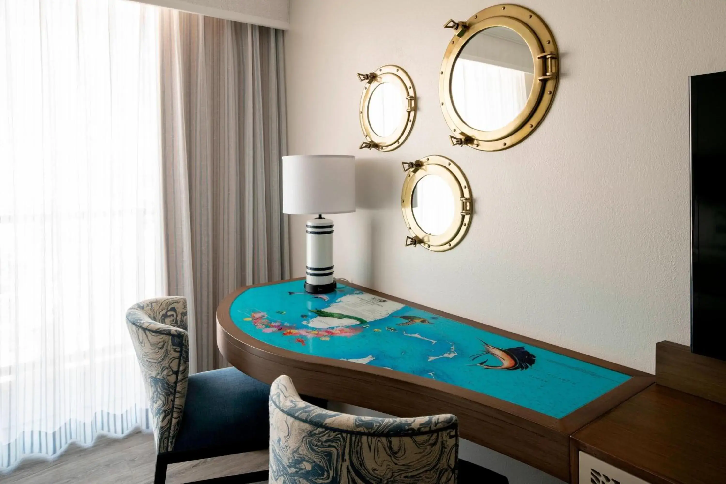 King Room with Roll-in Shower - Mobility and Hearing Accessible in Hollywood Beach Marriott King Room with Roll-in Shower - Mobility and Hearing Accessible in Hollywood Beach Marriott