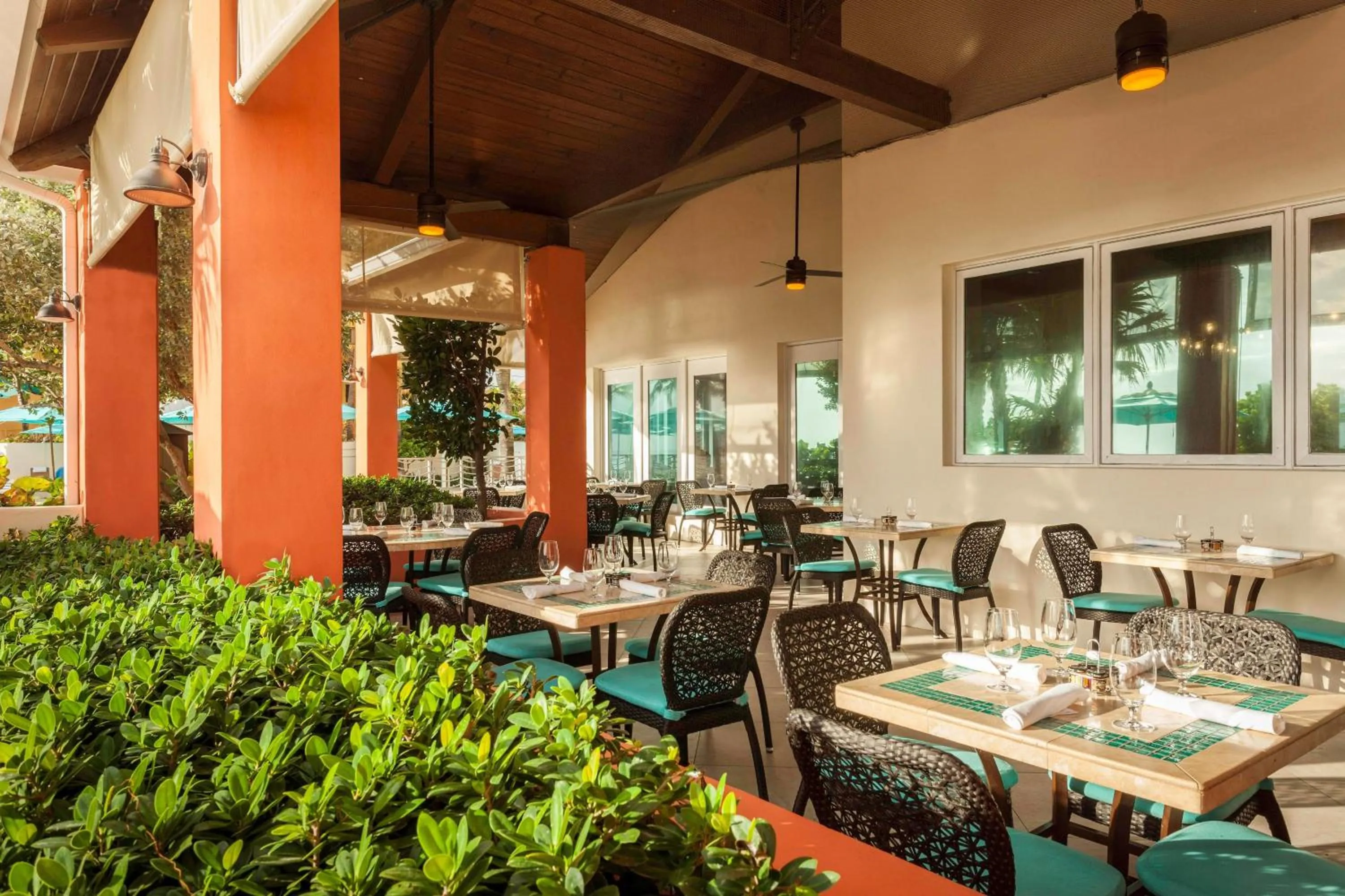 Restaurant/places to eat in Hollywood Beach Marriott
