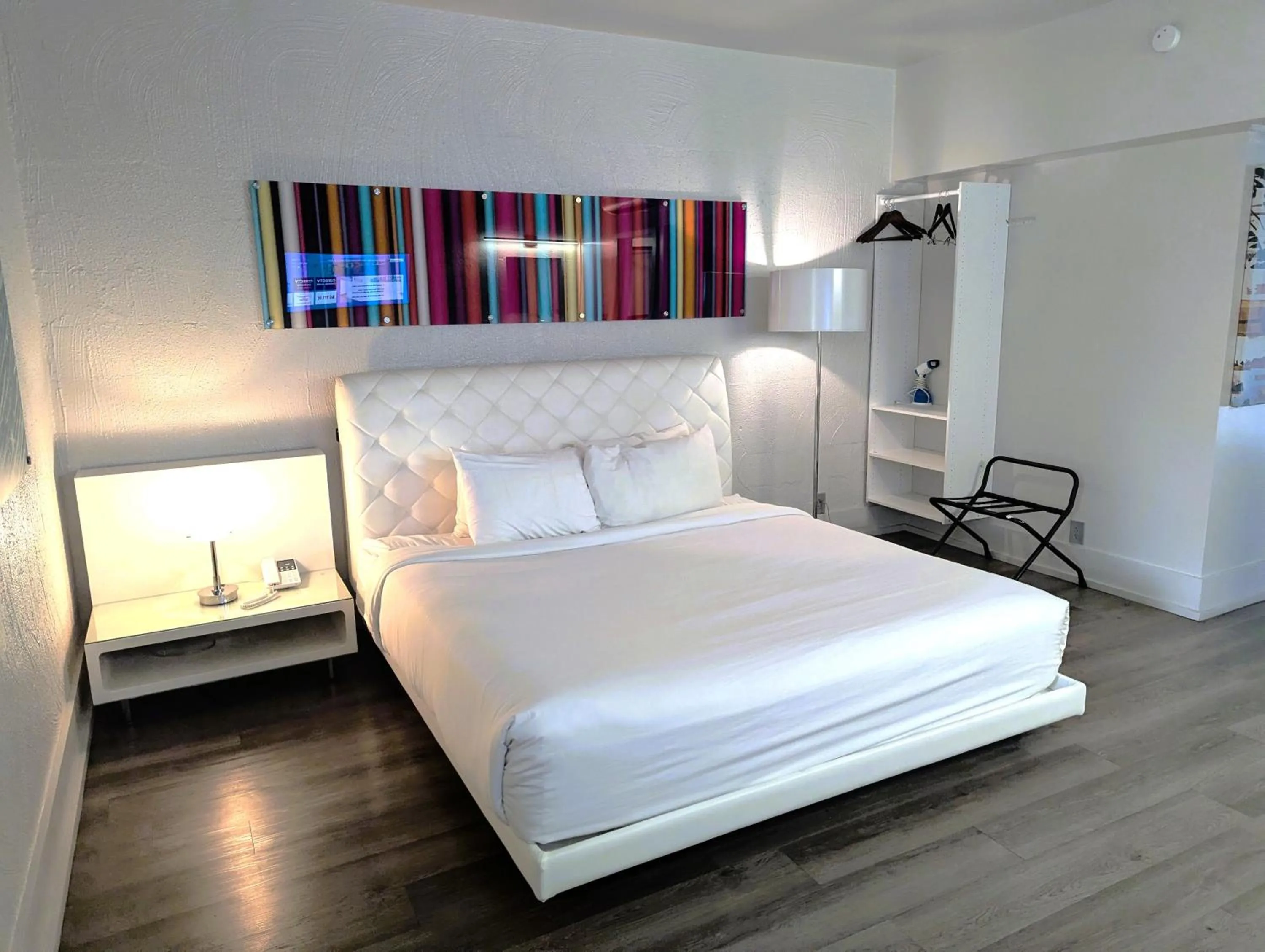 Bedroom, Bed in The Clarendon Hotel & Spa, BW Signature Collection