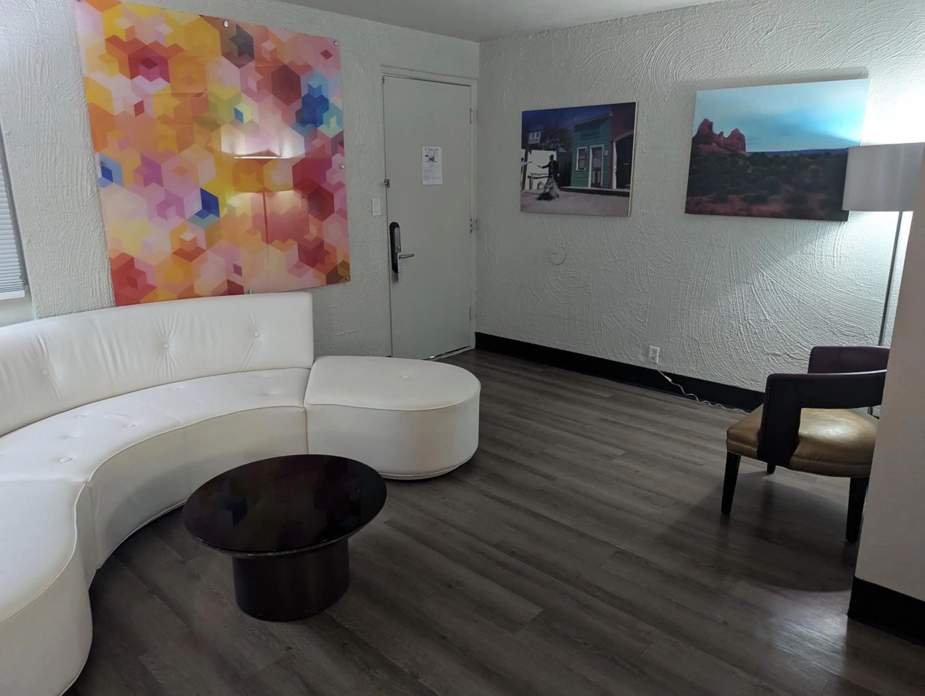 Living room in The Clarendon Hotel & Spa, BW Signature Collection