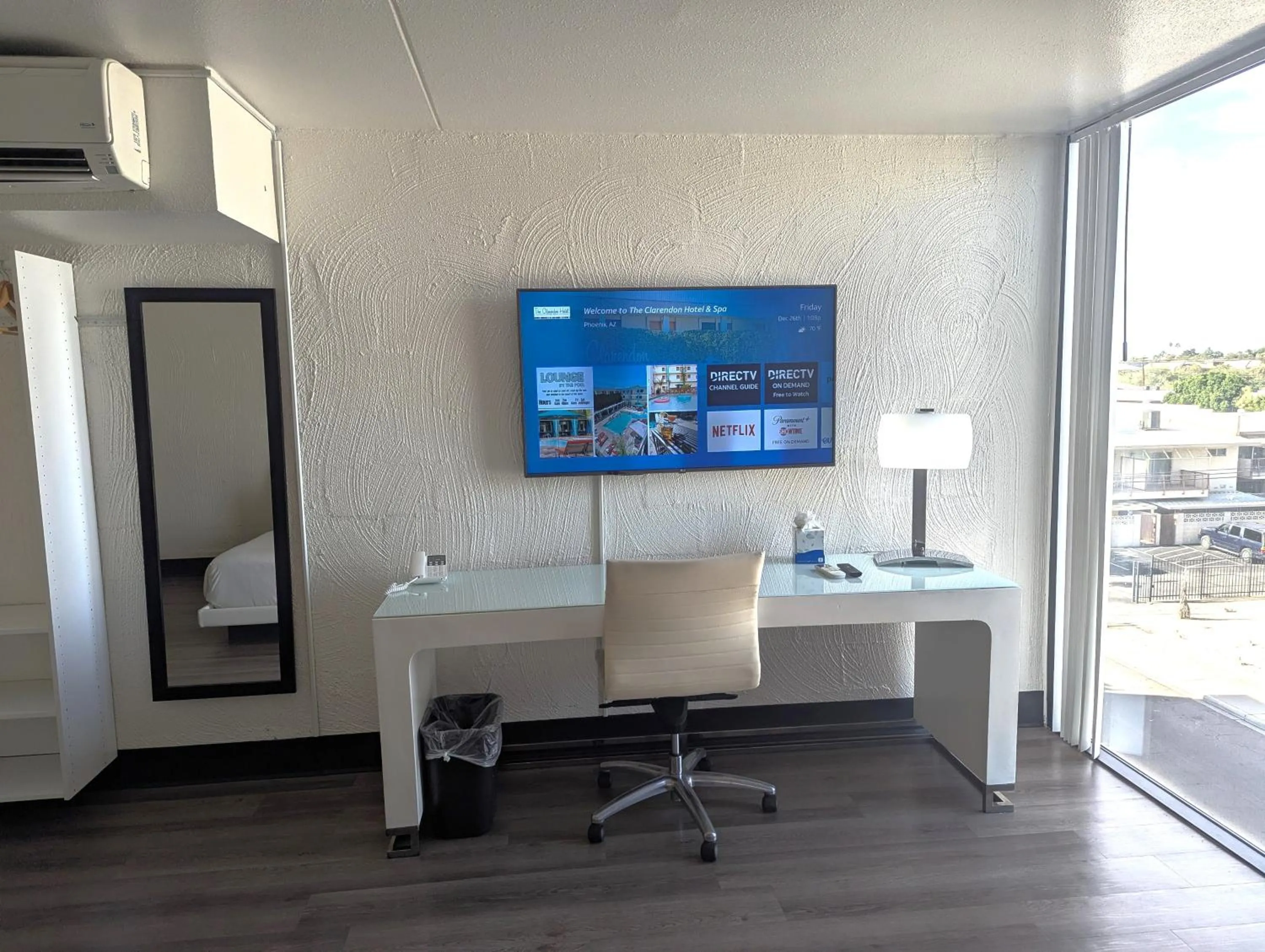 Bedroom in The Clarendon Hotel & Spa, BW Signature Collection
